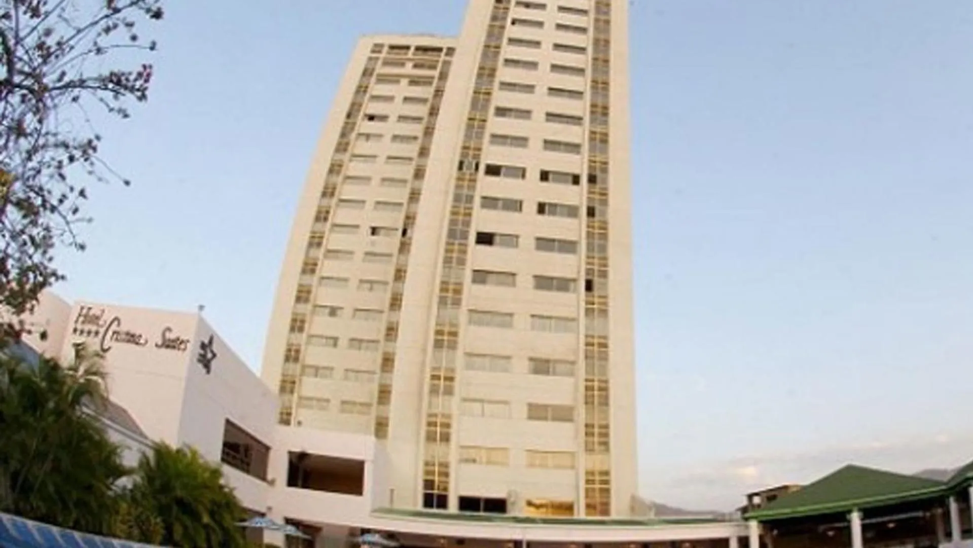 Property building in Hotel Cristina Suites