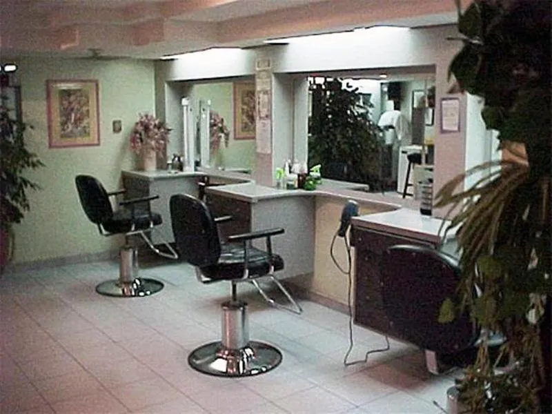 Hotel Cristina Suites