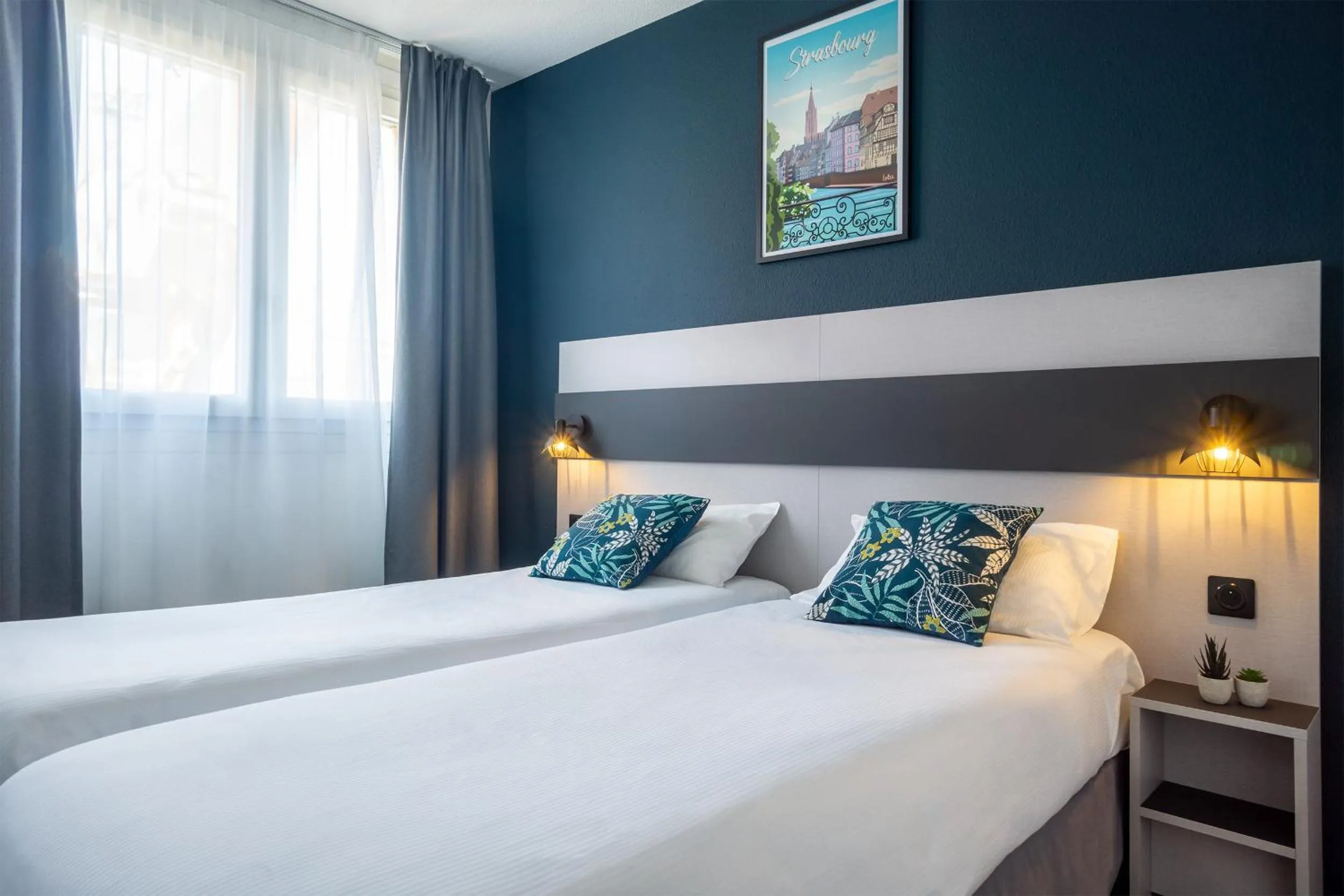 Photo of the whole room, Bed in City Résidence Strasbourg Centre