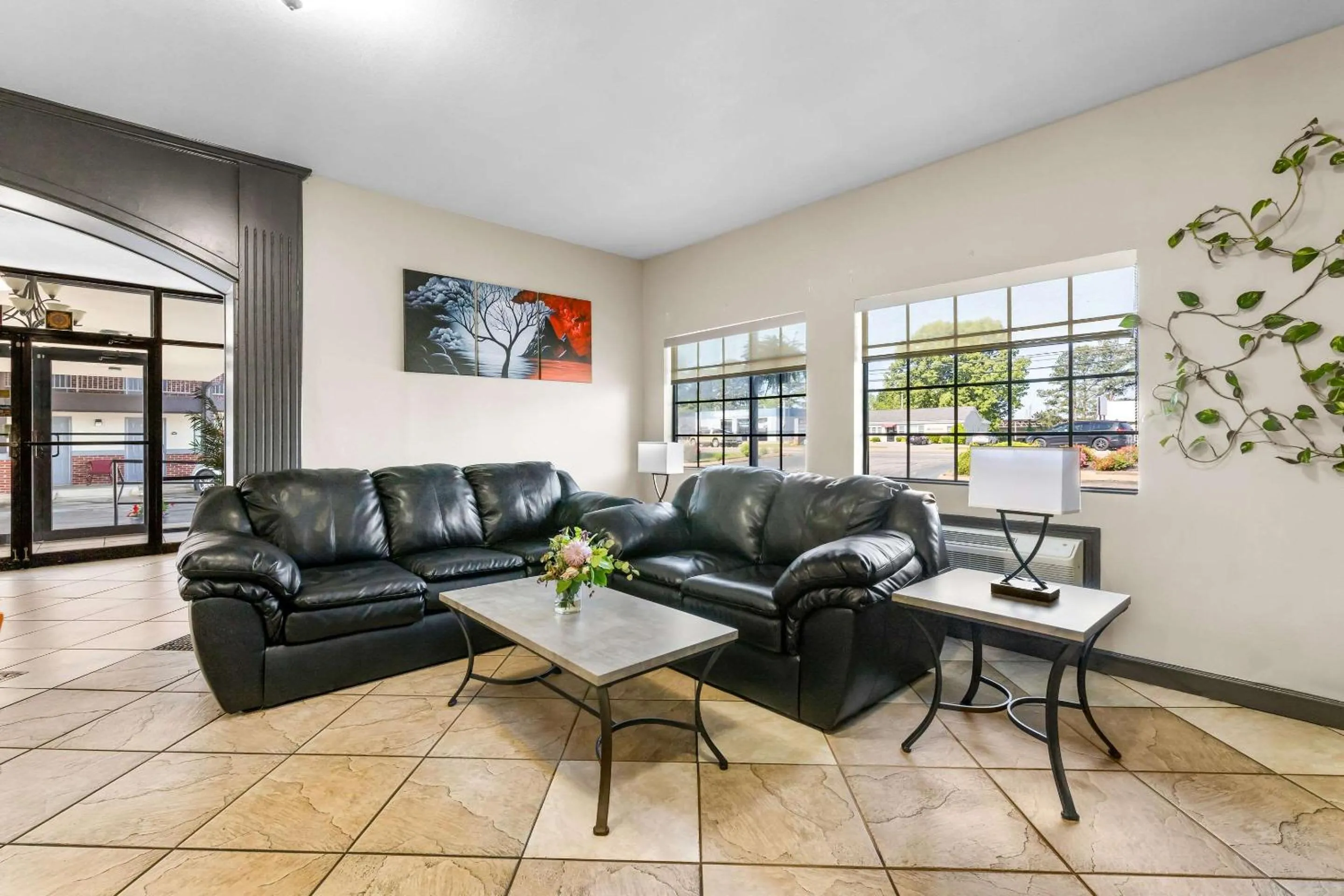 Lobby or reception in Quality Inn Lawrenceburg