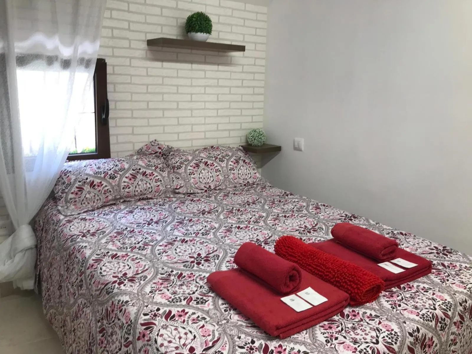 Photo of the whole room, Bed in CAPRICHO EN TOLEDO