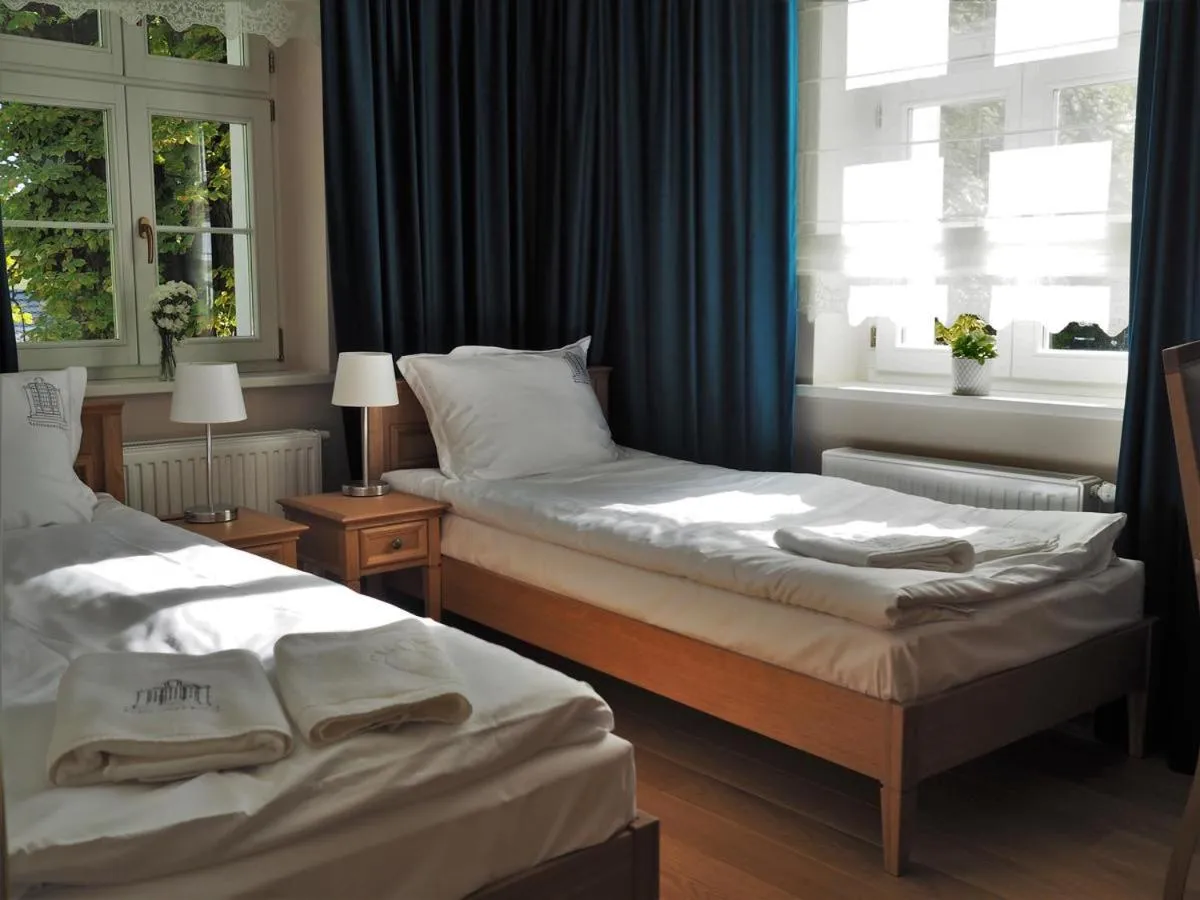 Bed in Kasztanowy Pałac