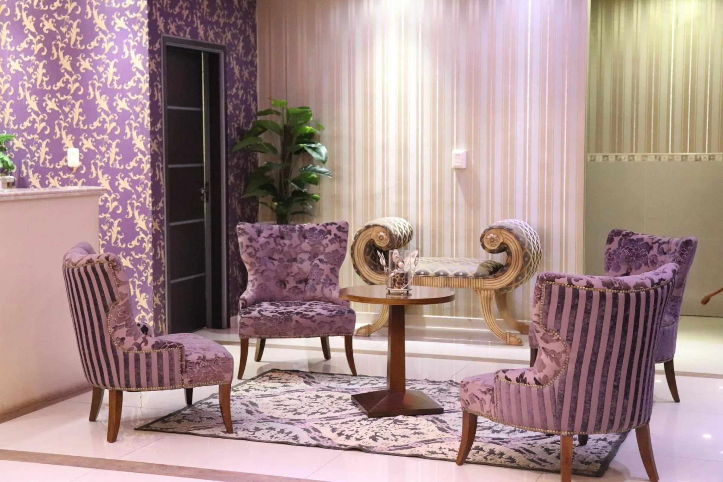 Lobby or reception in Luxsur