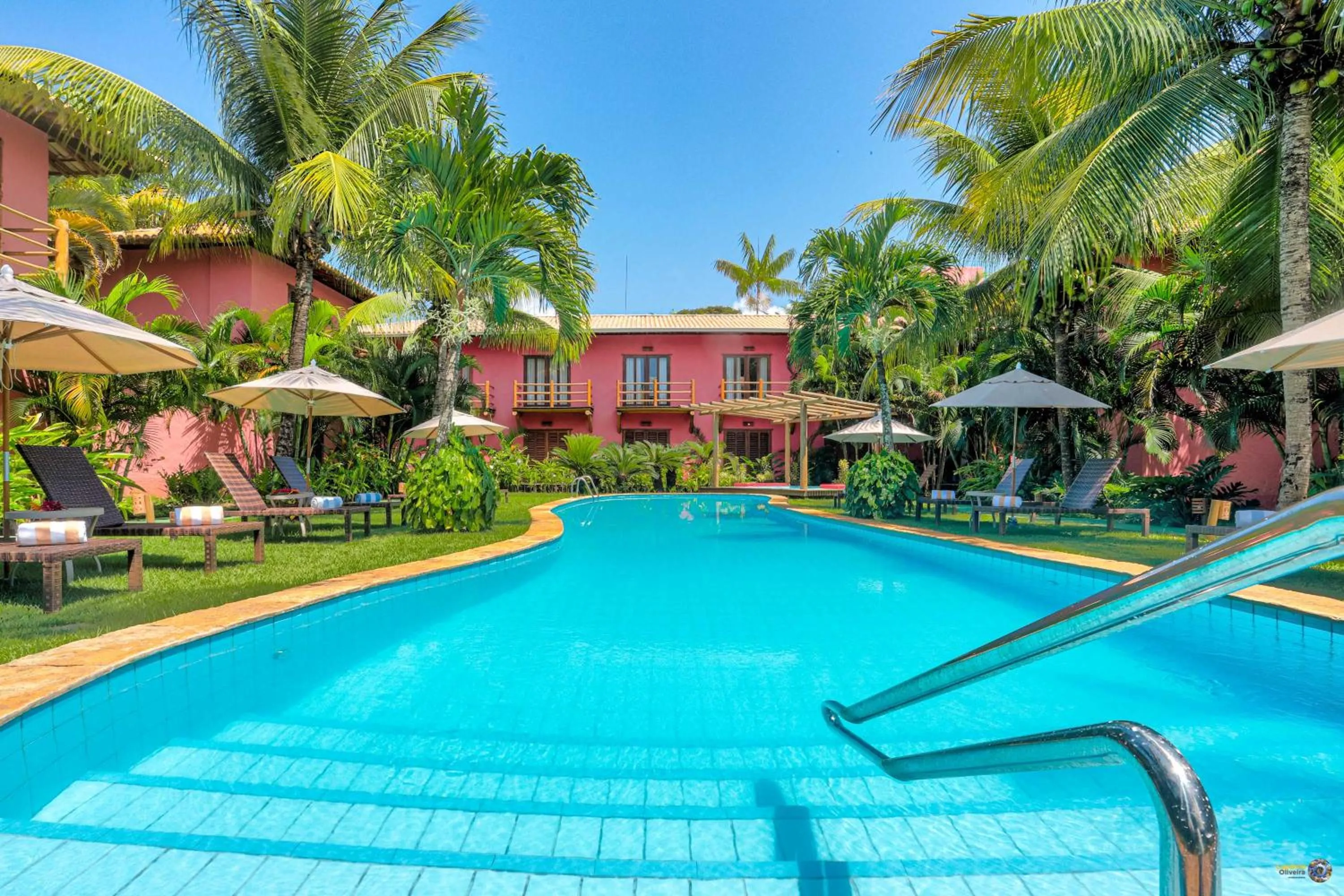 Swimming pool in Pousada Vira Canoa