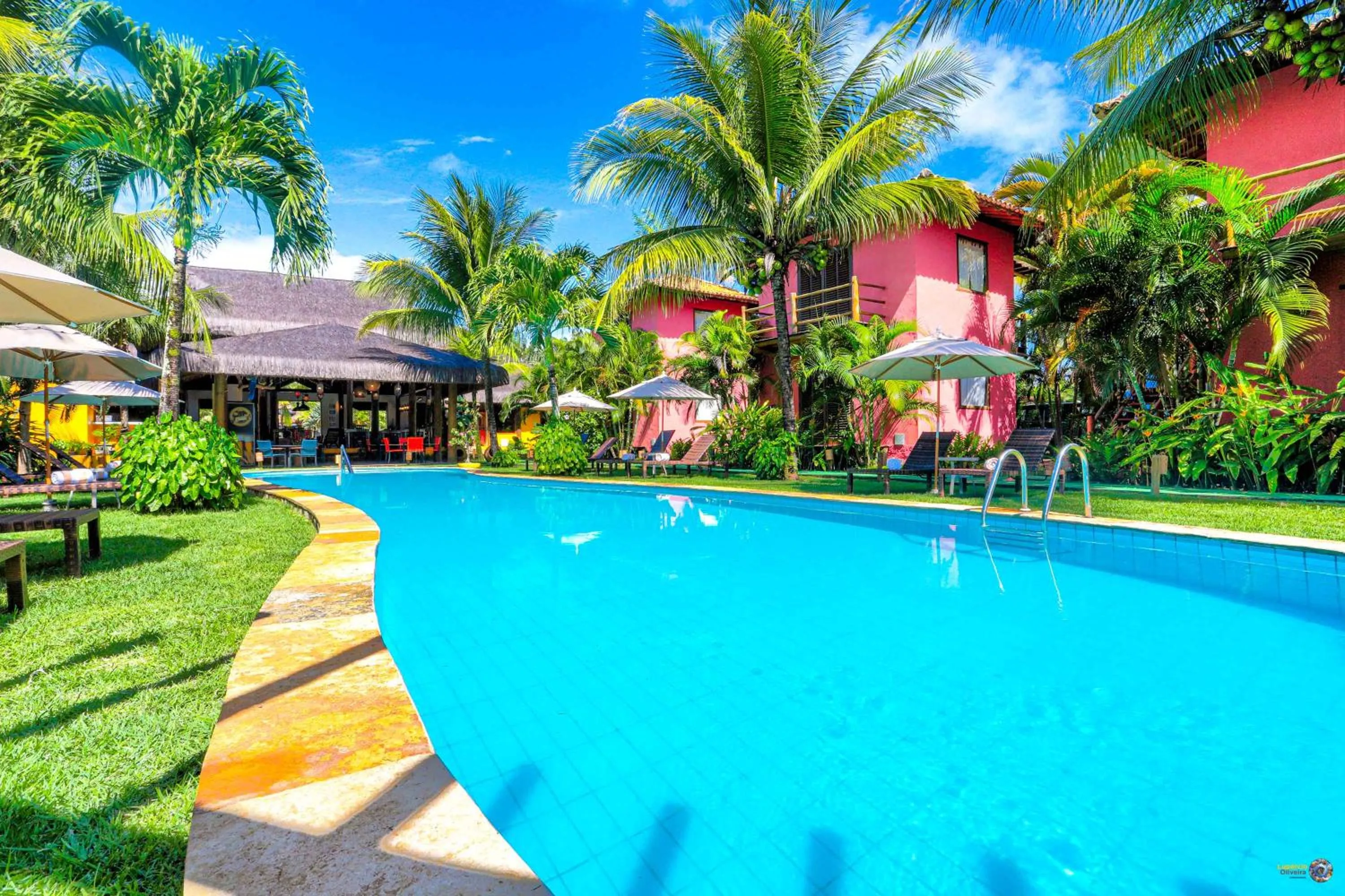 Swimming pool in Pousada Vira Canoa