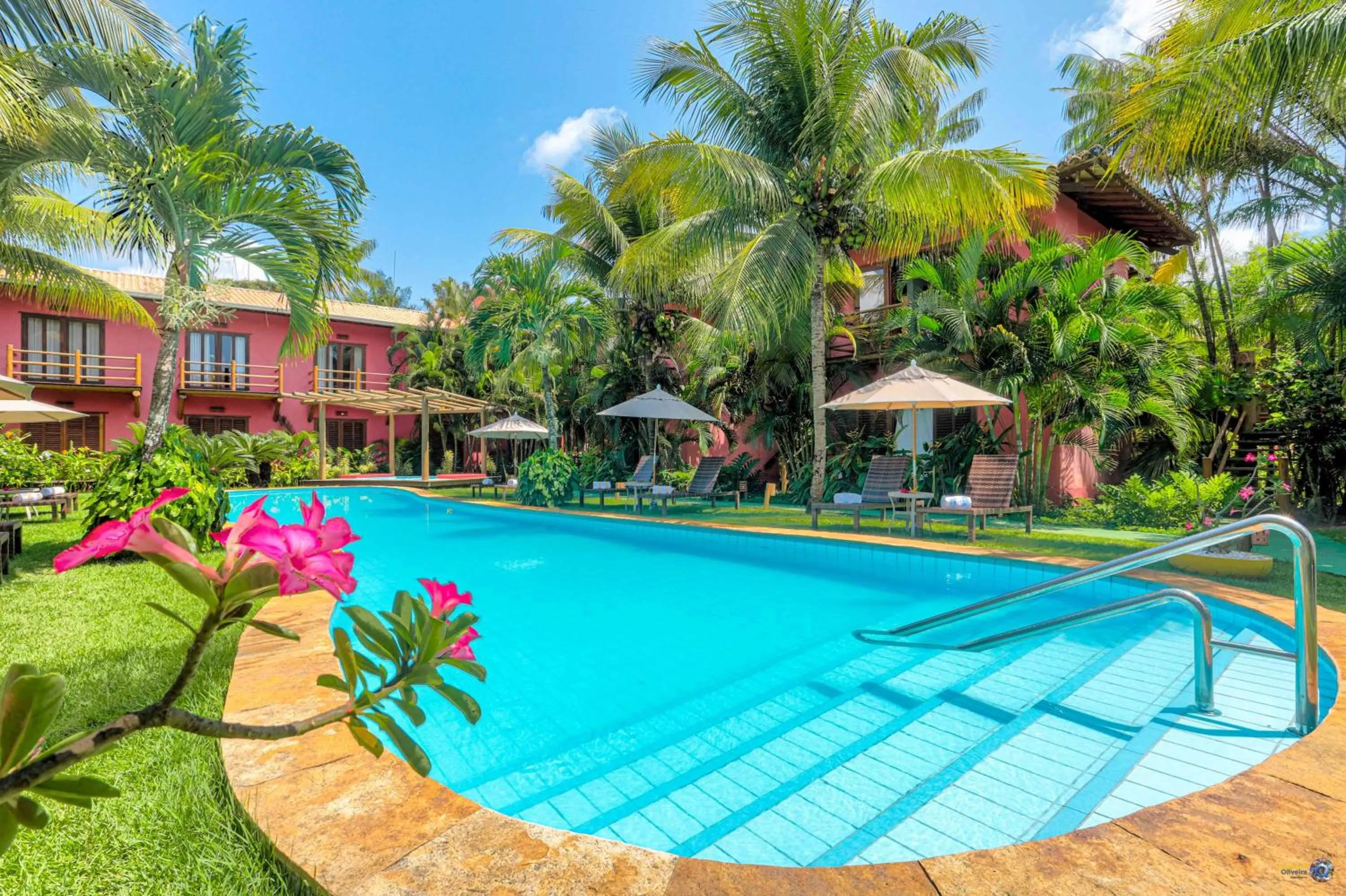 Swimming pool in Pousada Vira Canoa