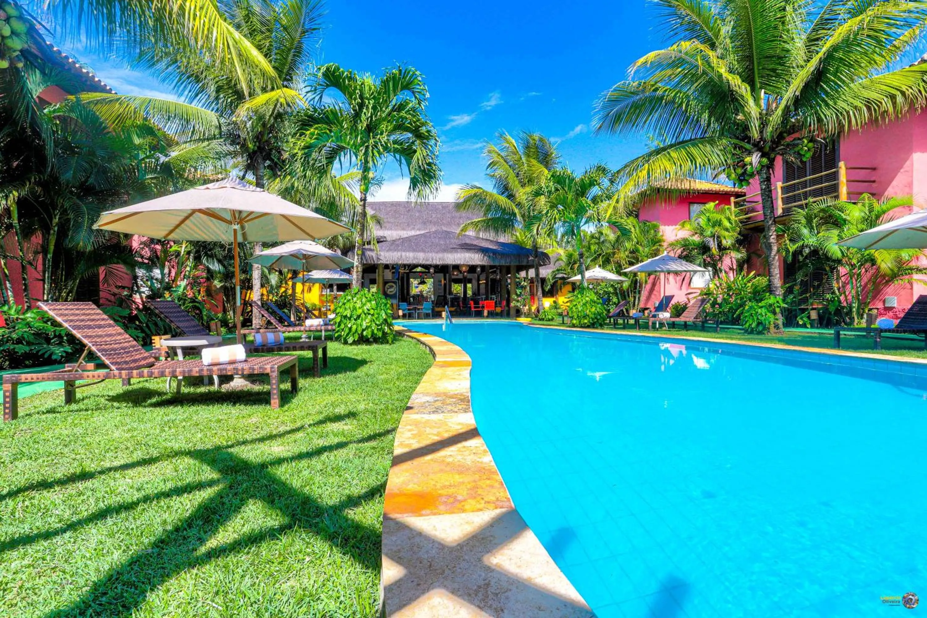 Swimming pool in Pousada Vira Canoa