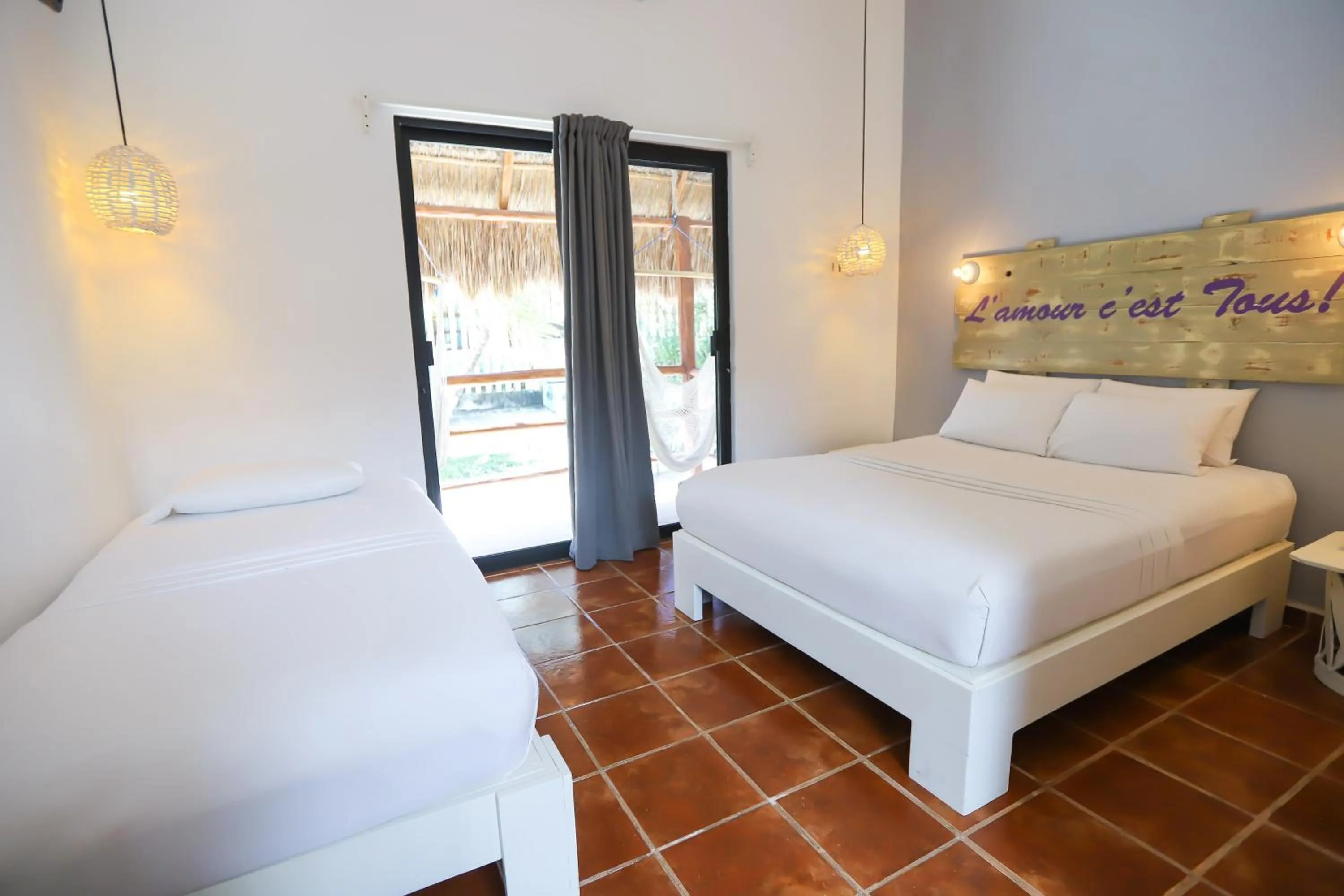 Photo of the whole room, Bed in 40 Cañones