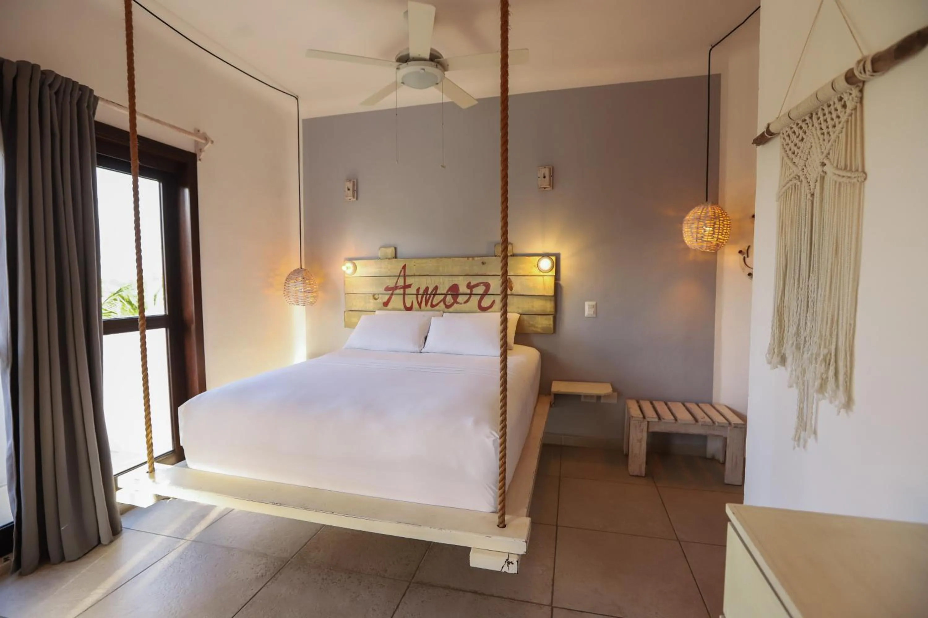 Photo of the whole room, Bed in 40 Cañones