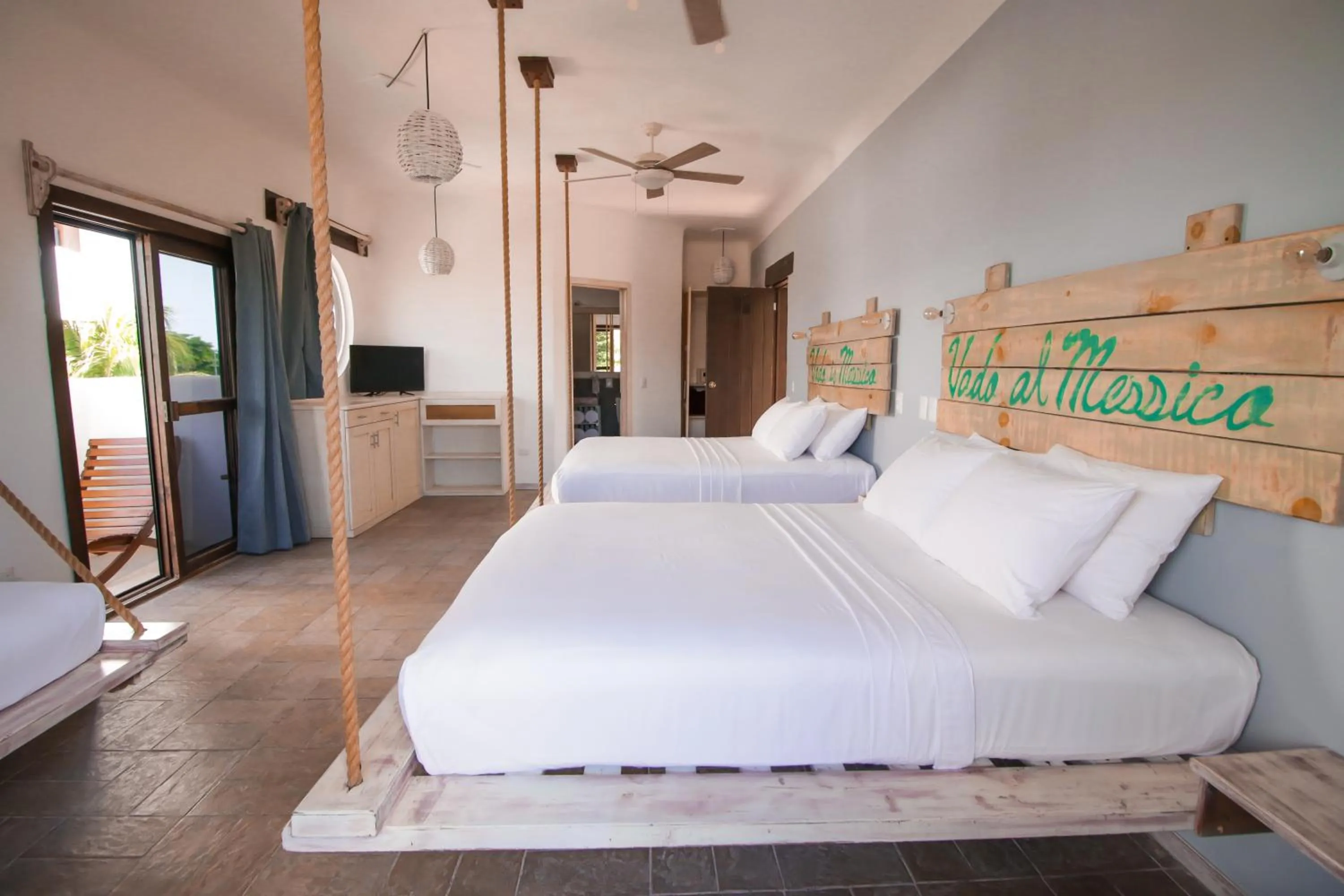 Bedroom, Bed in 40 Cañones