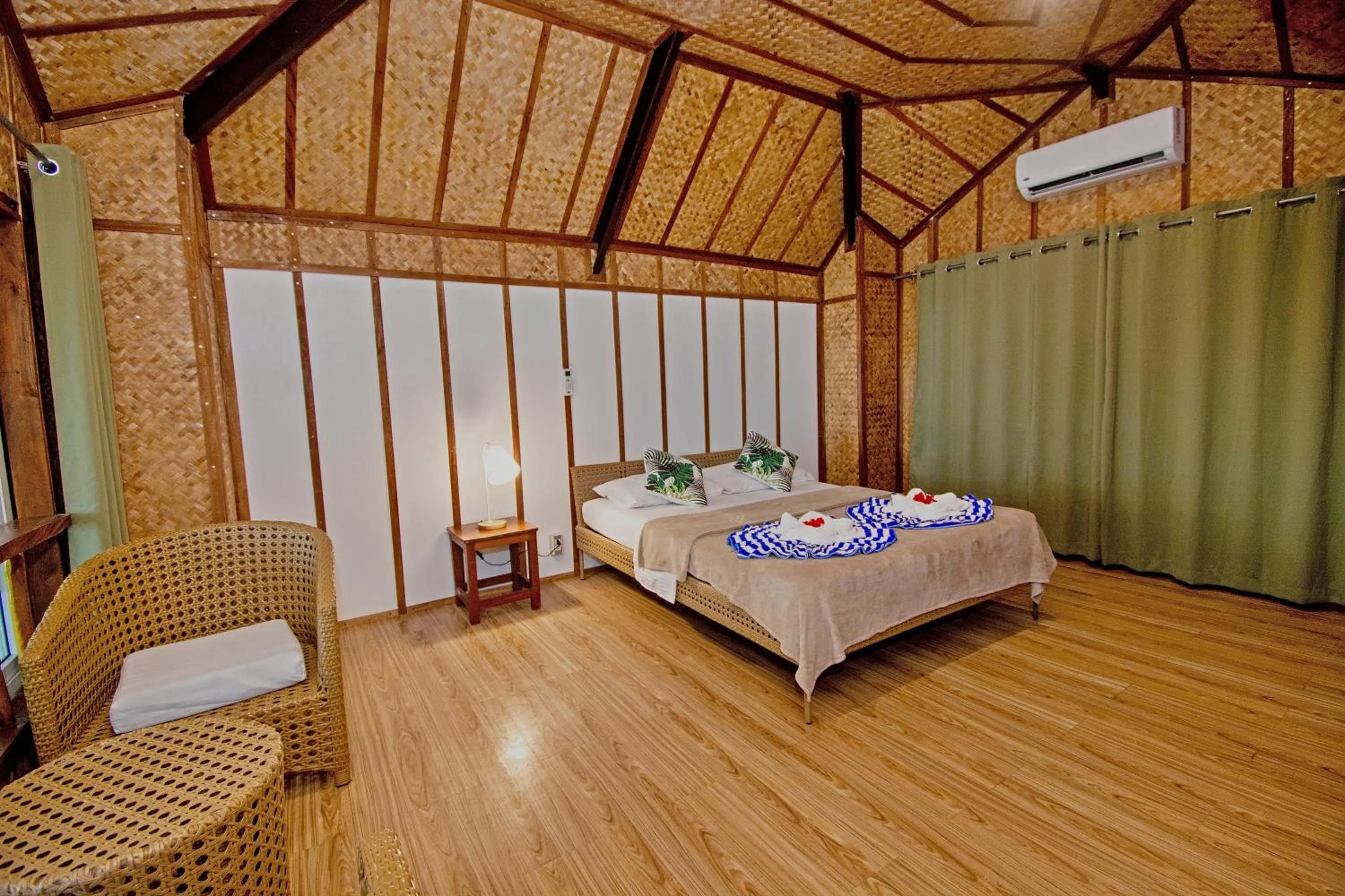 Bedroom, Bed in Ralph's Place