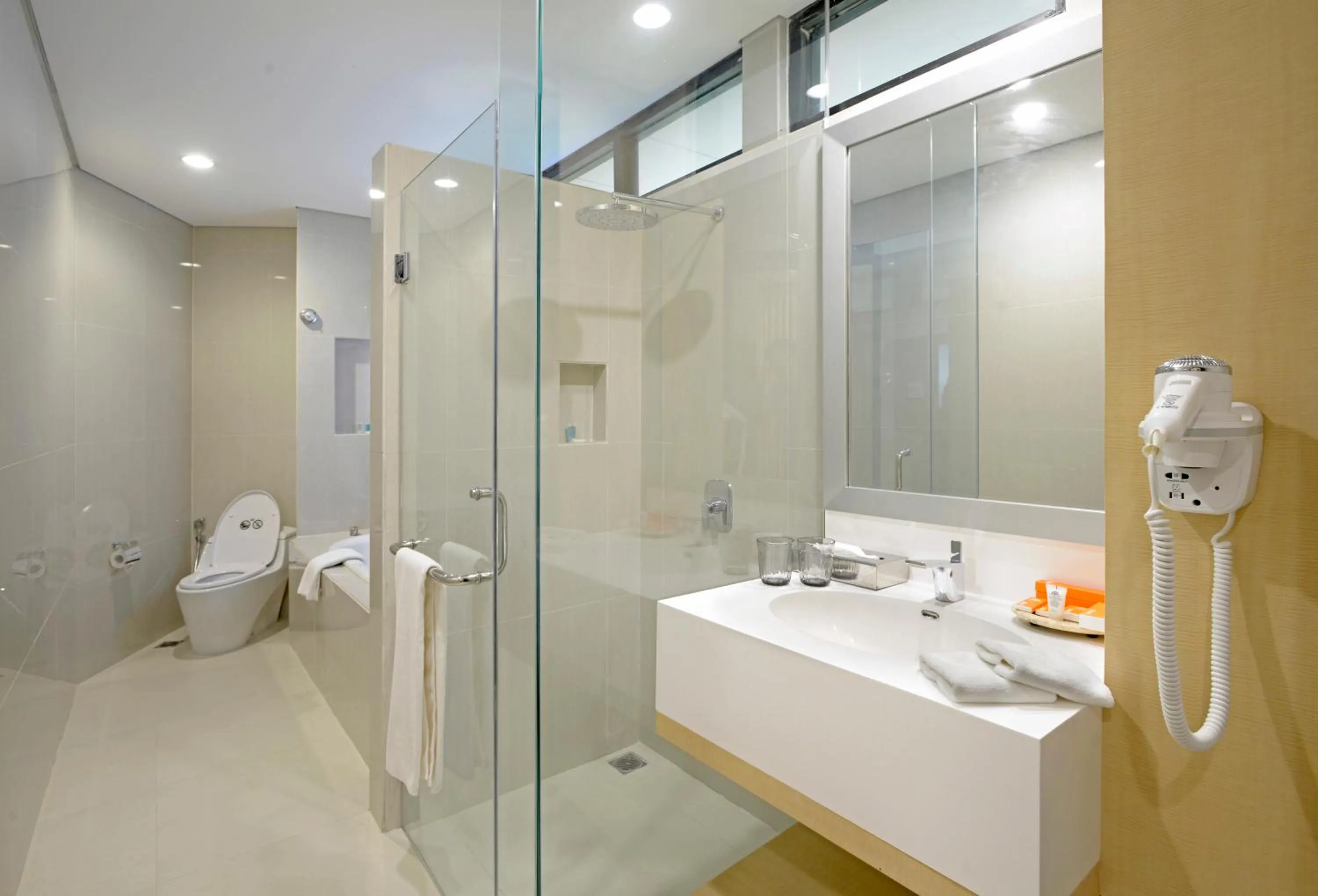 Bathroom in Surya Hotel & Cottages Prigen