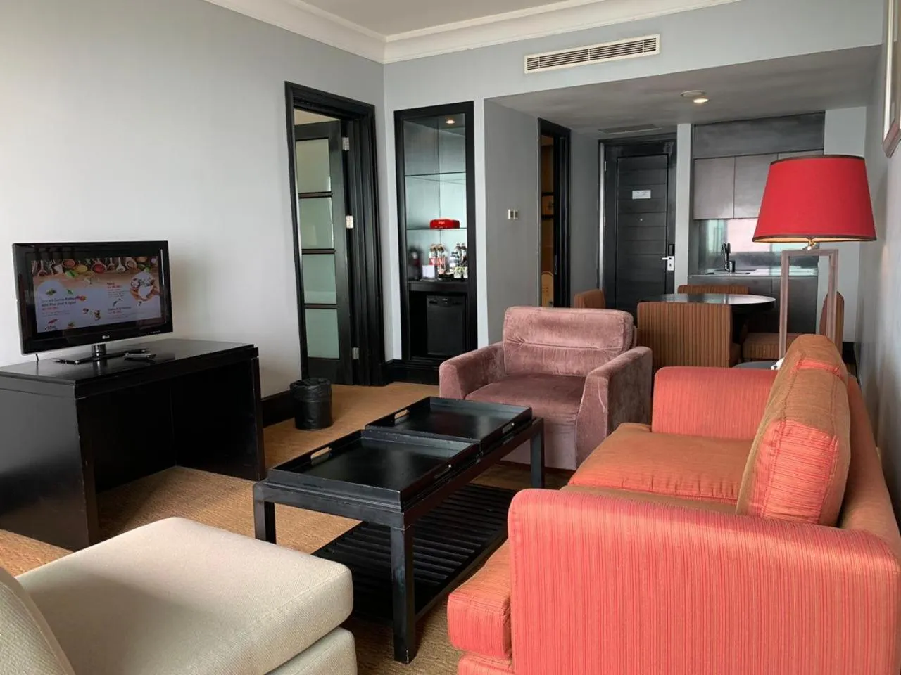 Living room in Surya Hotel & Cottages Prigen