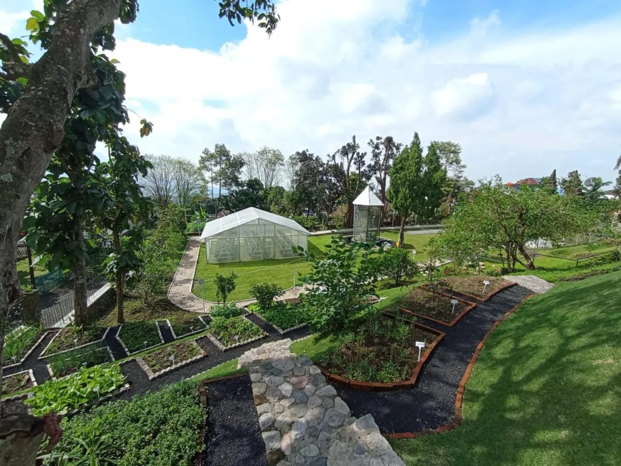 Children play ground in Surya Hotel & Cottages Prigen