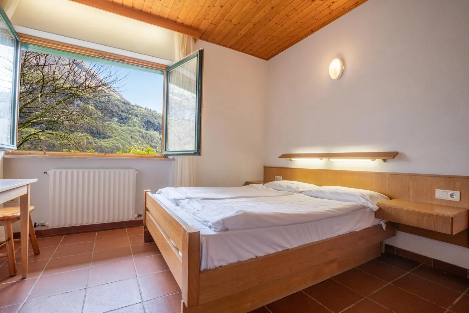 Bed in Al Trovante - Gardaslowemotion