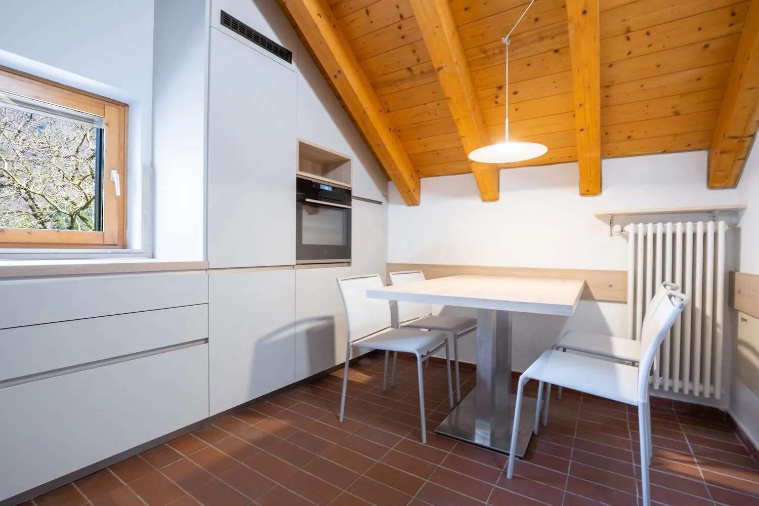 Dining area in Al Trovante - Gardaslowemotion