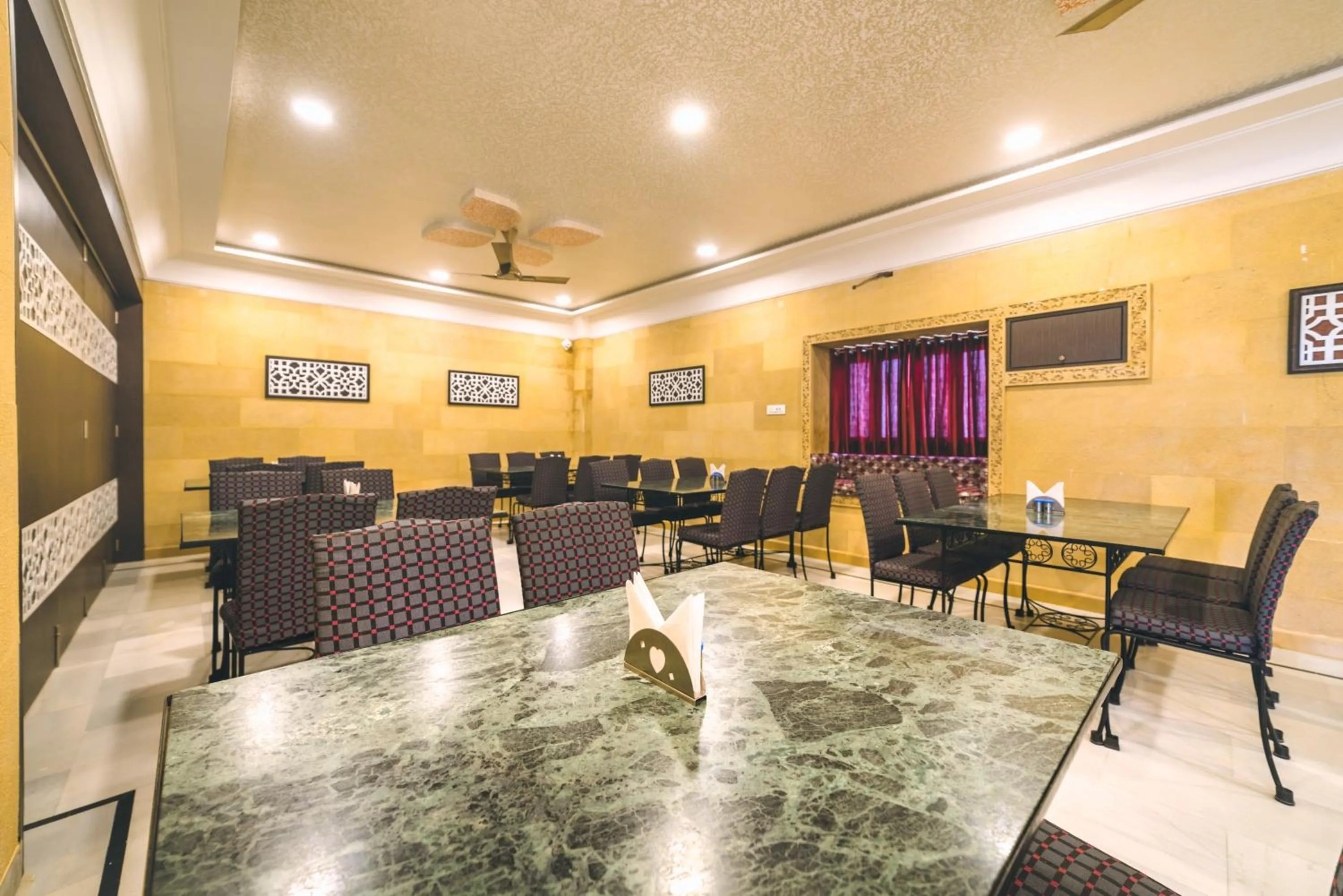 Restaurant/places to eat in Hotel Sky Plaza - Best ever view of Jaisalmer Fort