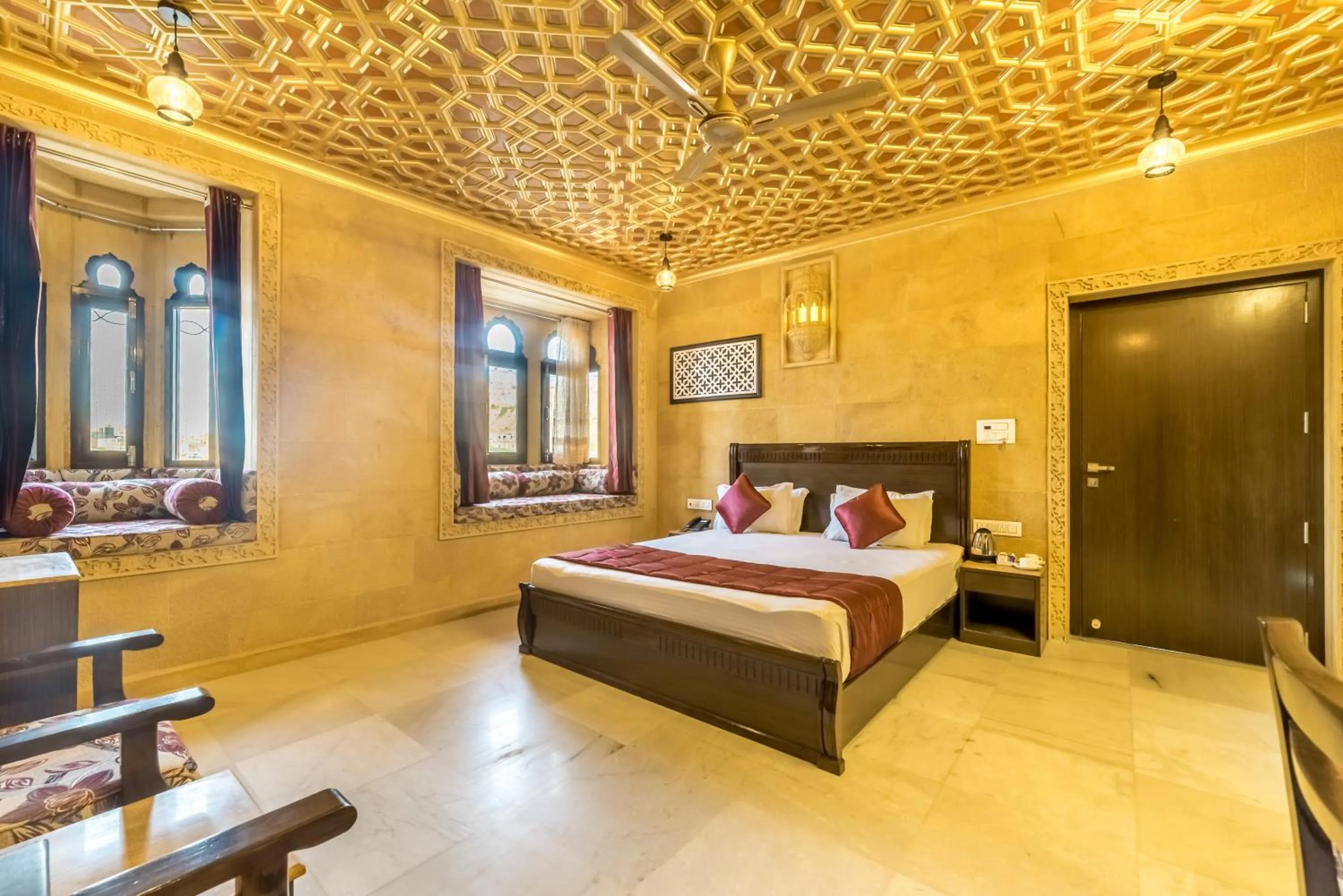 Bed in Hotel Sky Plaza - Best ever view of Jaisalmer Fort