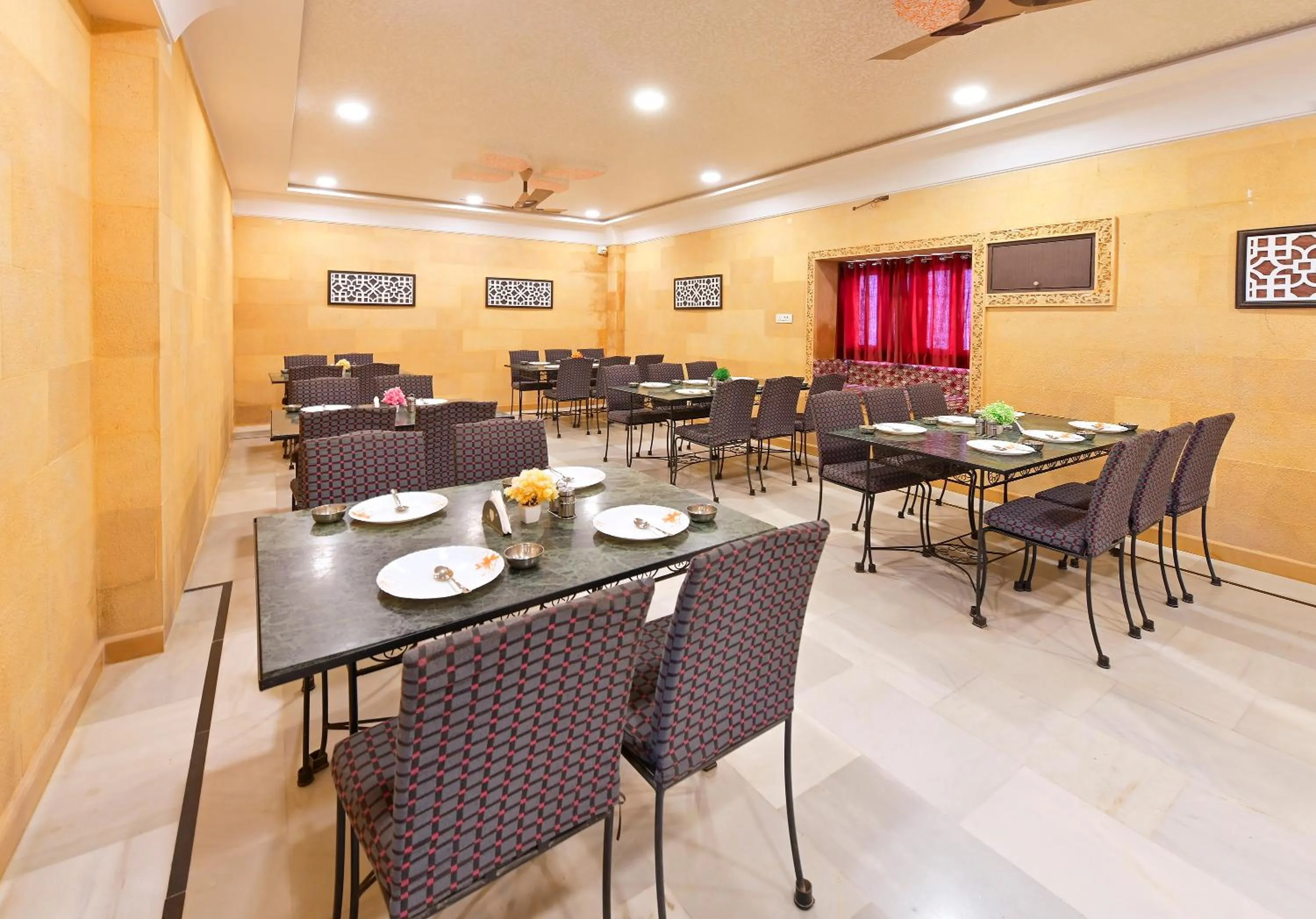 Restaurant/places to eat in Hotel Sky Plaza - Best ever view of Jaisalmer Fort