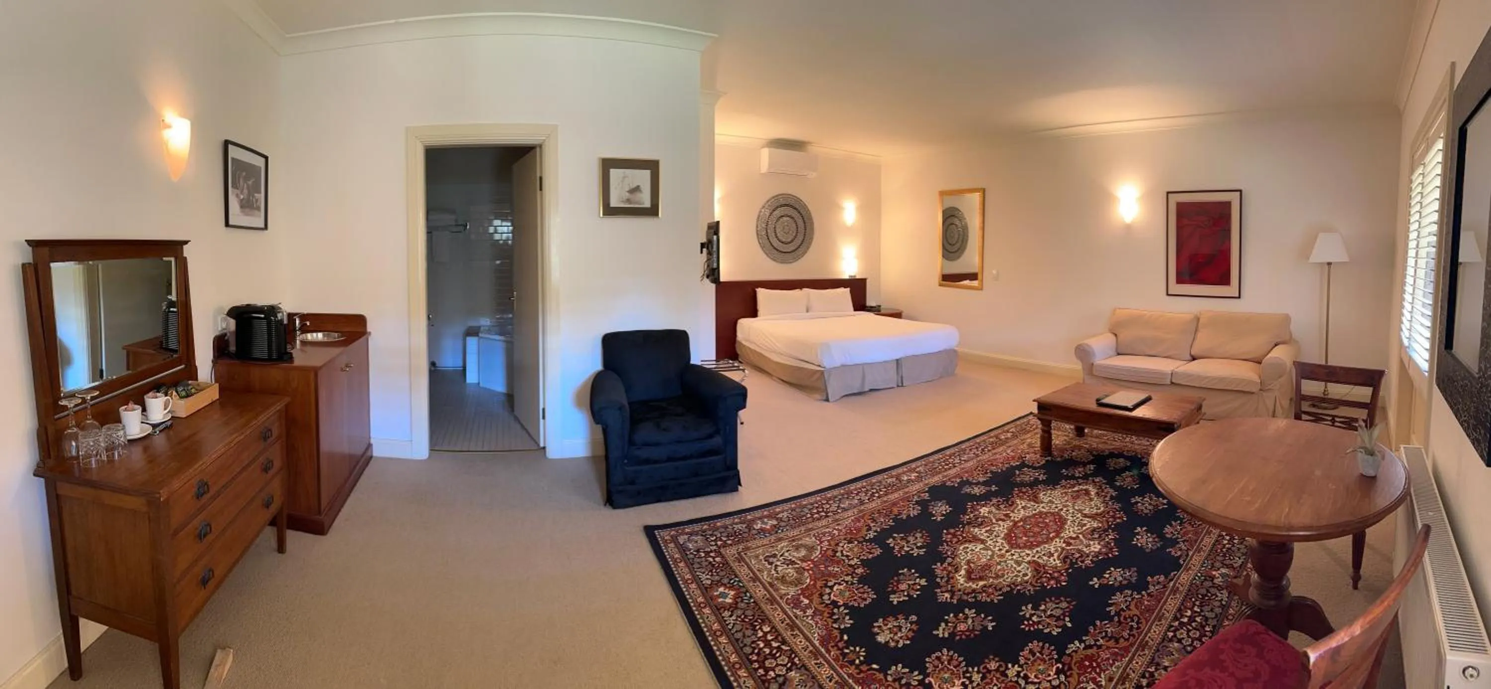 Bed in Fitzroy Inn Historic Retreat Mittagong