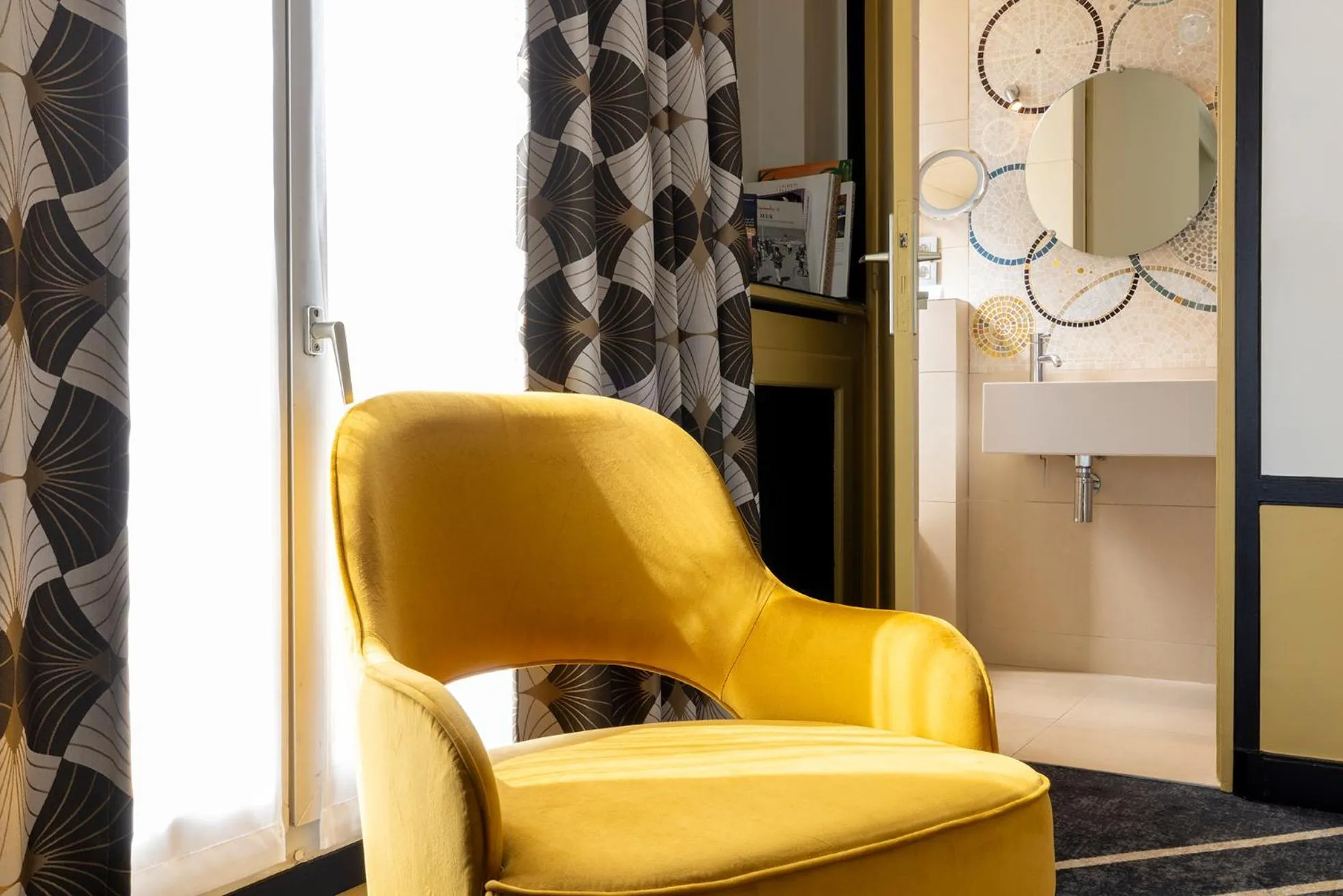 Decorative detail in Hôtel Aiglon