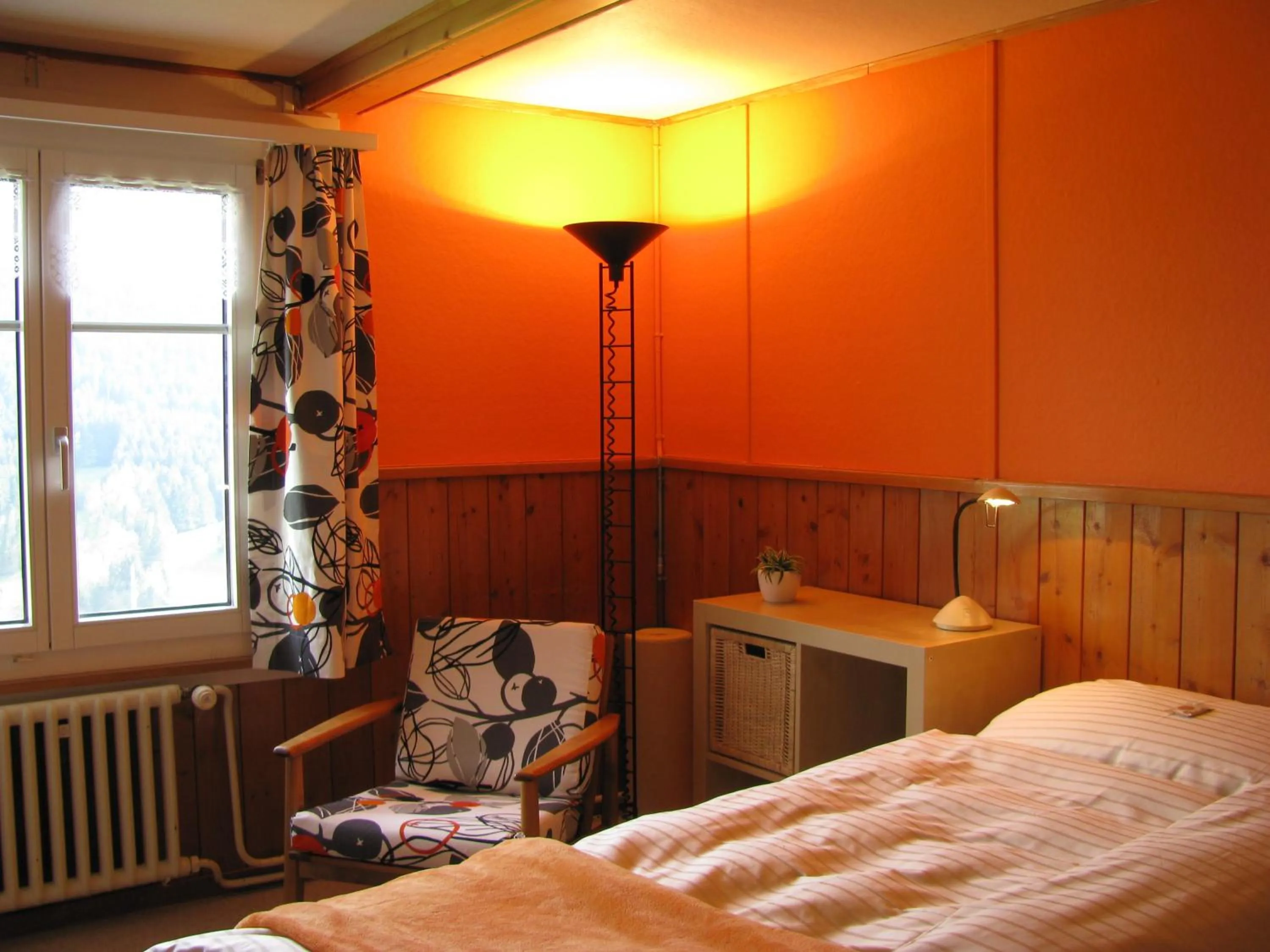 Photo of the whole room in Zimmer & z'Morgä Schönenboden