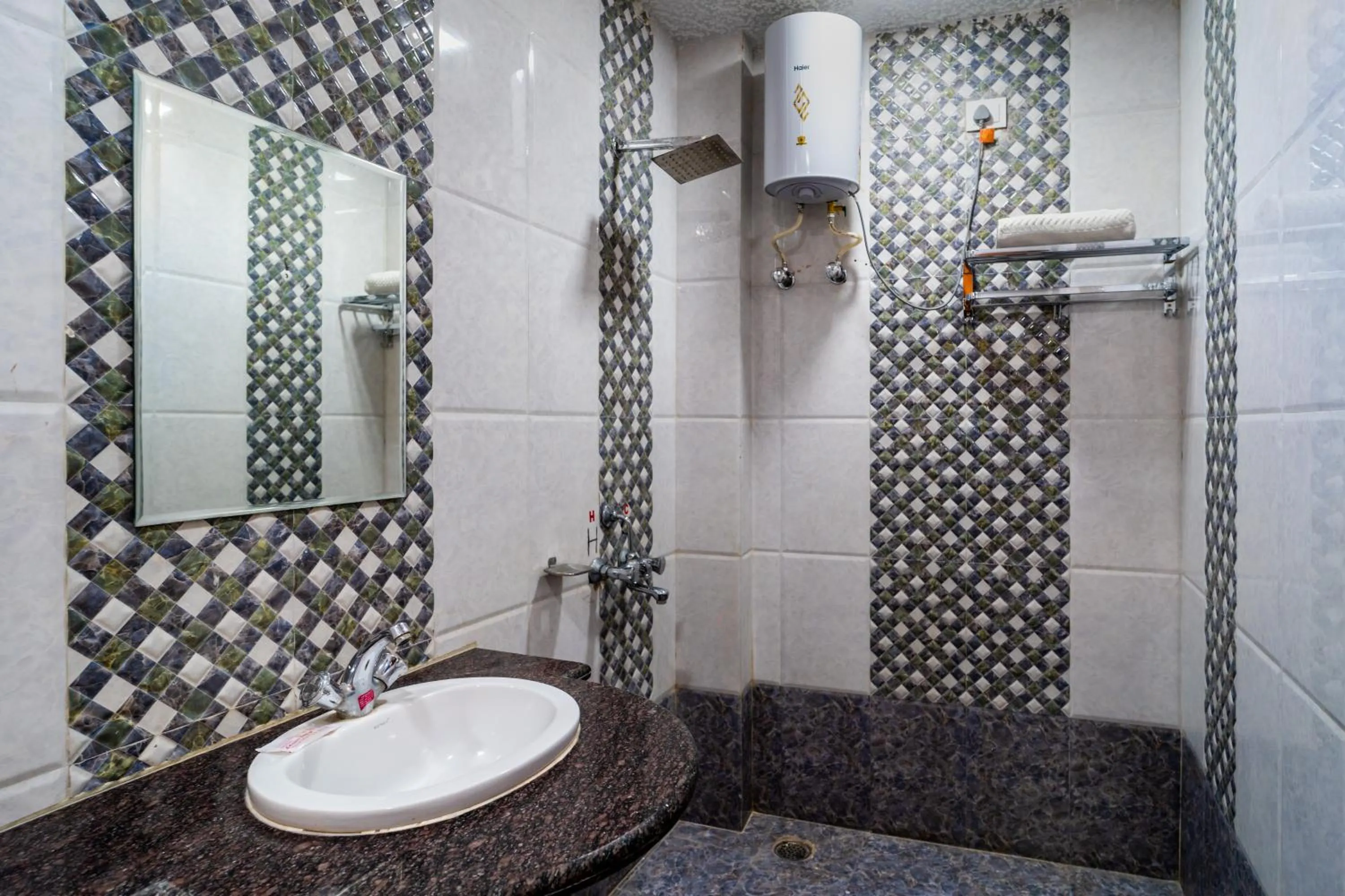 Shower in Hotel Akashdeep - Located City Centre
