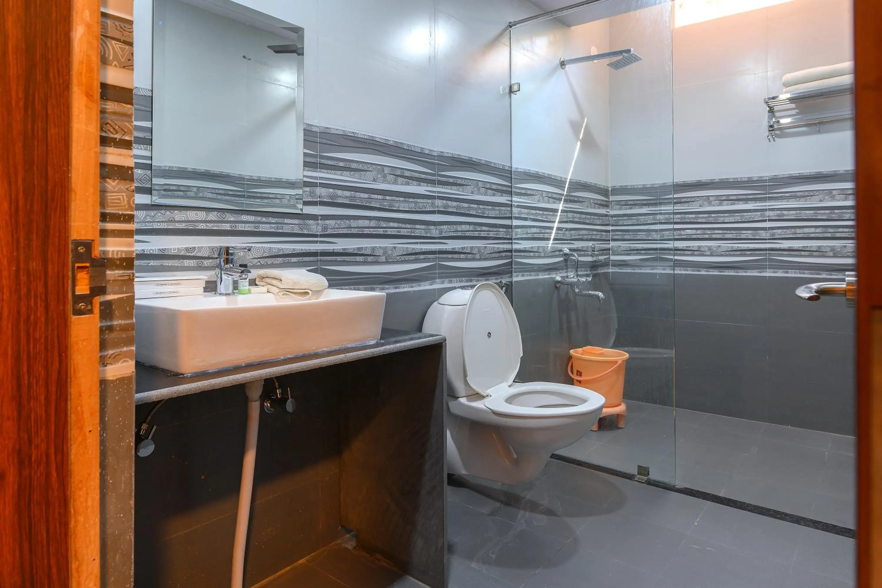 Shower in Hotel Akashdeep - Located City Centre