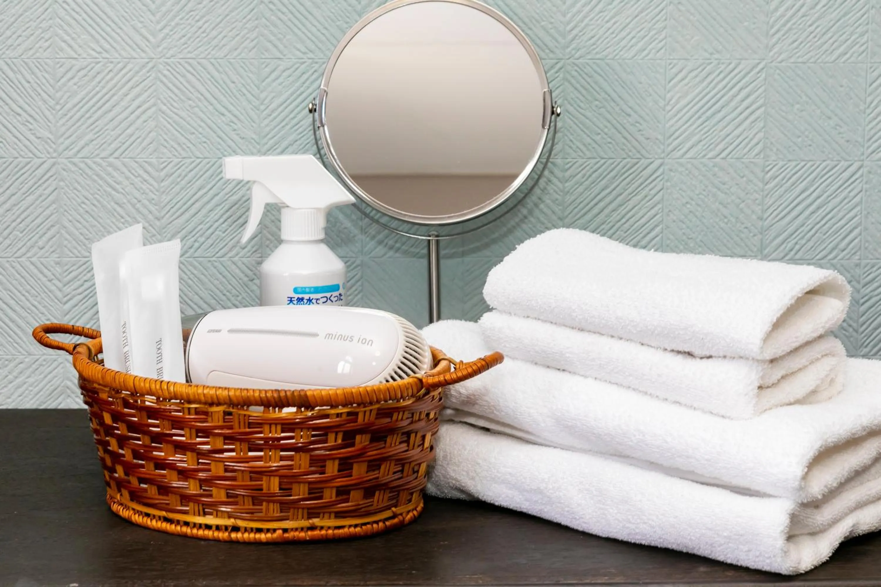 towels in Guesthouse leaf