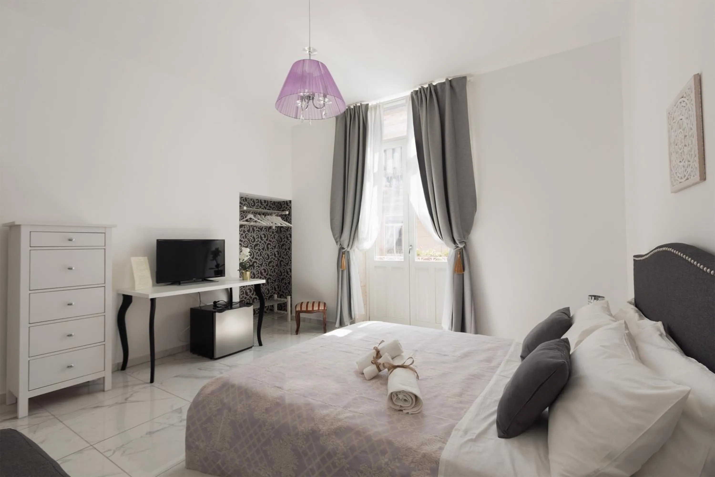 Photo of the whole room, Bed in Calafatari B&B