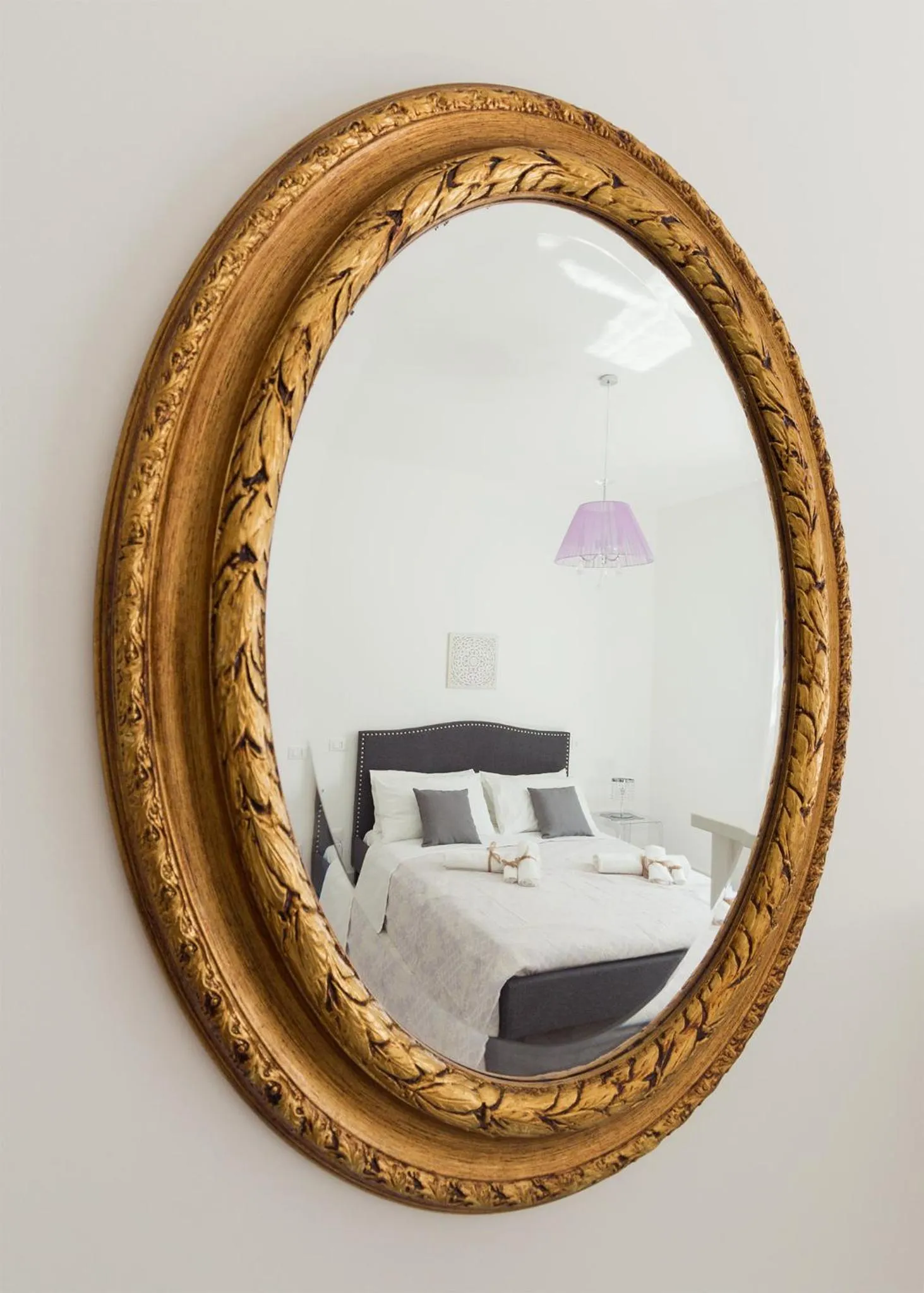 Decorative detail, Bed in Calafatari B&B