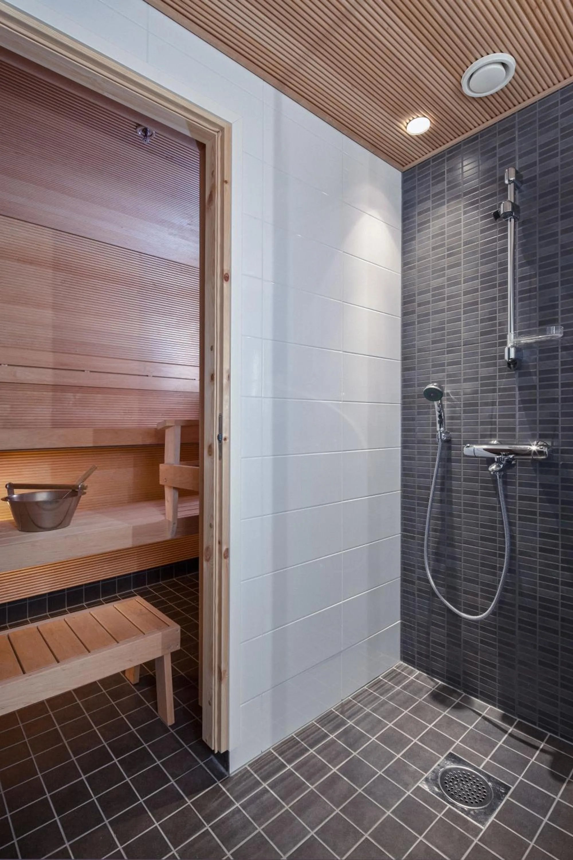 Shower in Holiday Club Katinkulta Superior Apartments