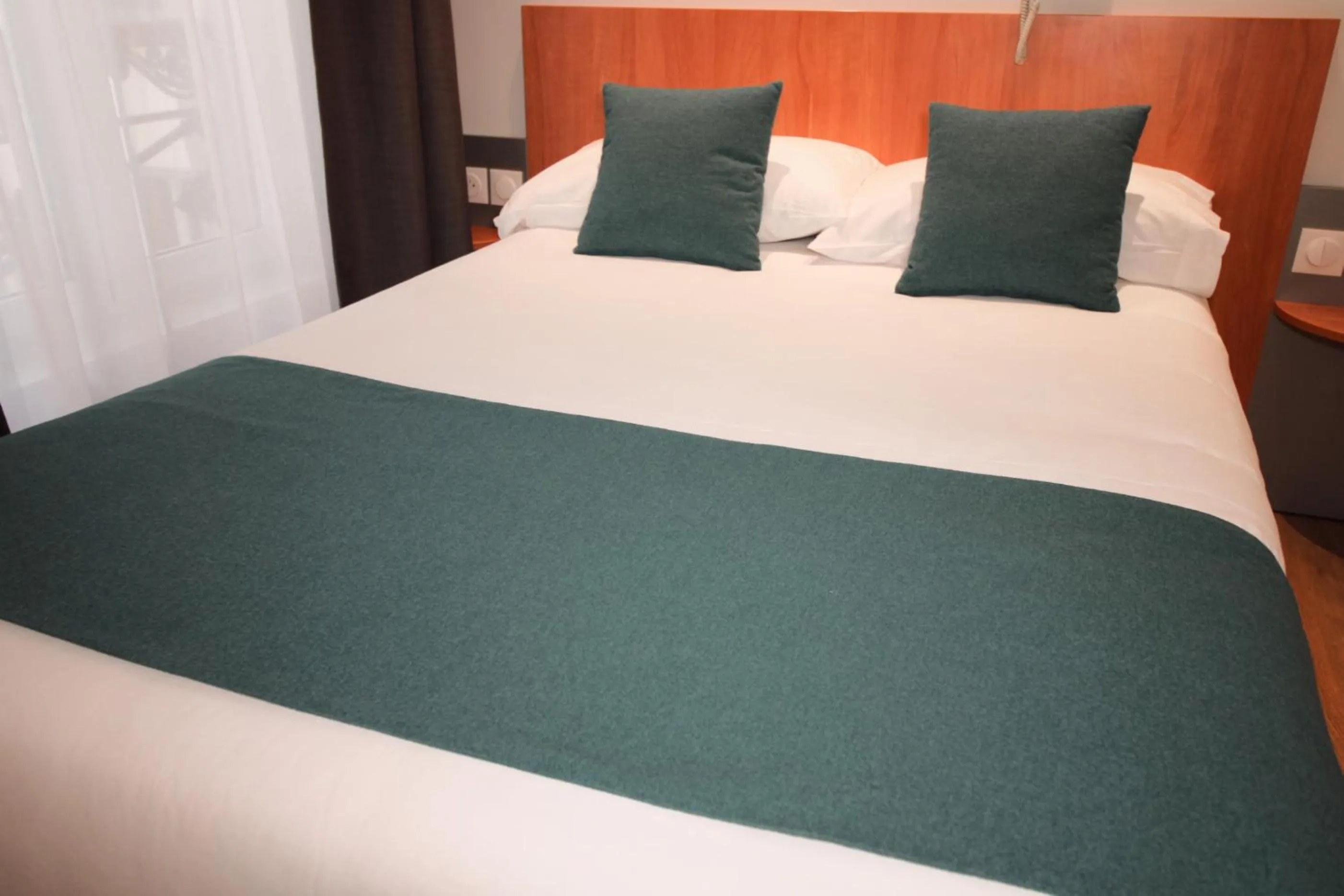 Bed in Little Hôtel