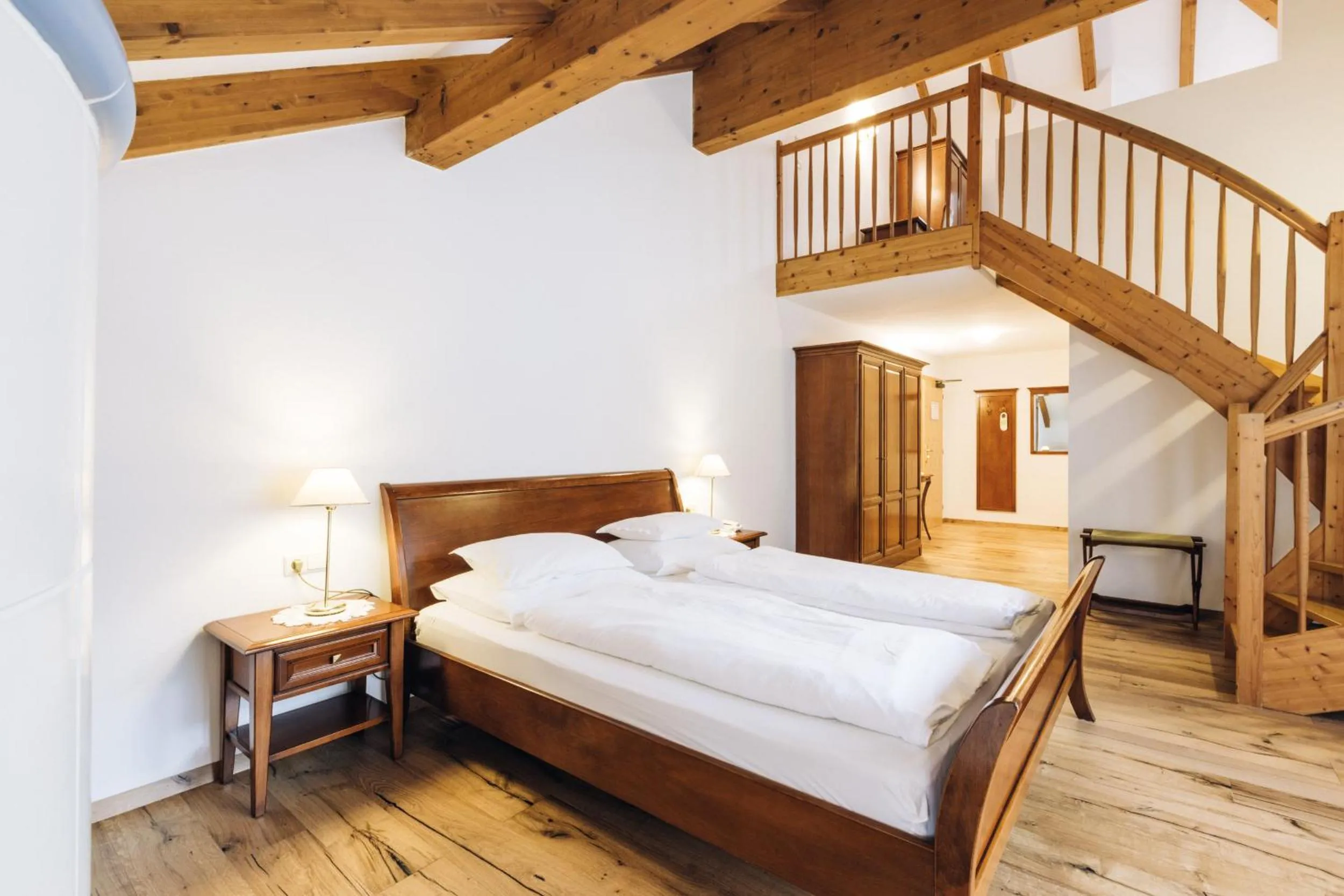 Bed in Hotel Tenz