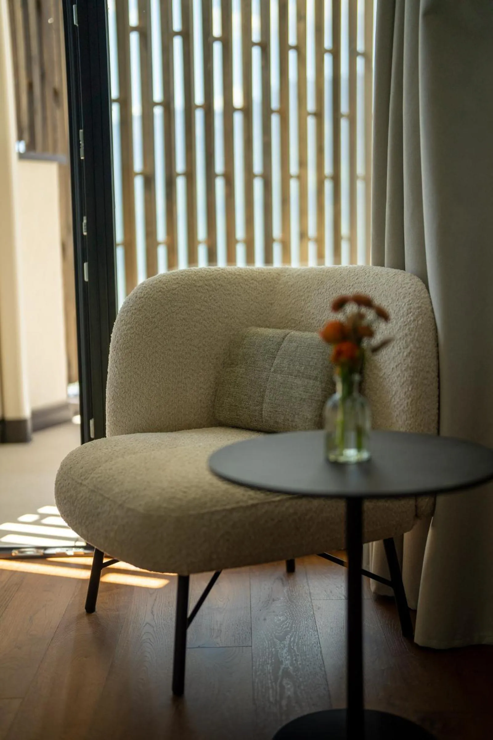 Seating area in Hotel Tenz