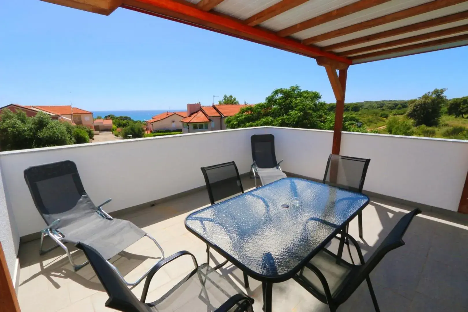 Quadruple Room with Terrace in Pansion Comfort Sidro Quadruple Room with Terrace in Pansion Comfort Sidro