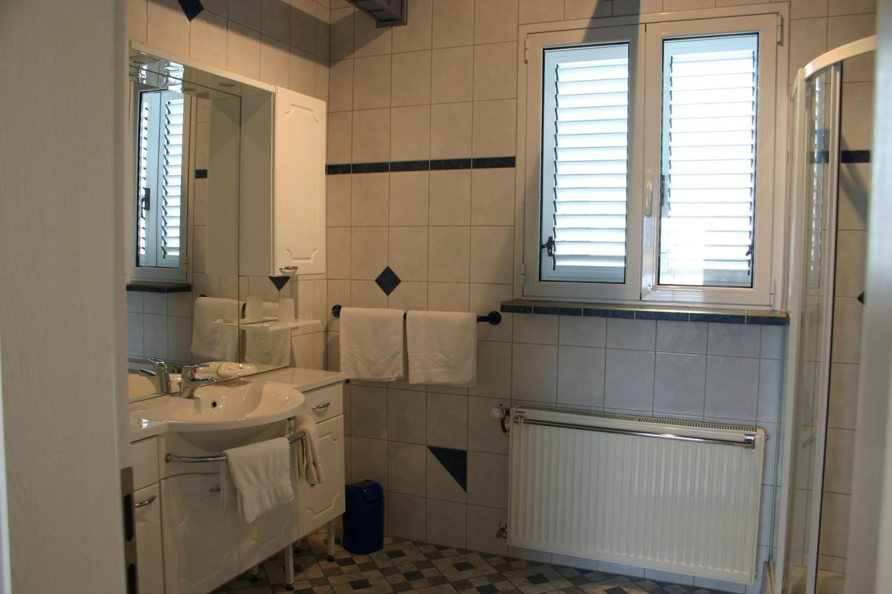 Bathroom in Hotel Vater Rhein