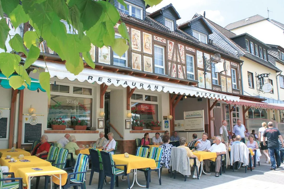 Restaurant/places to eat in Hotel Vater Rhein