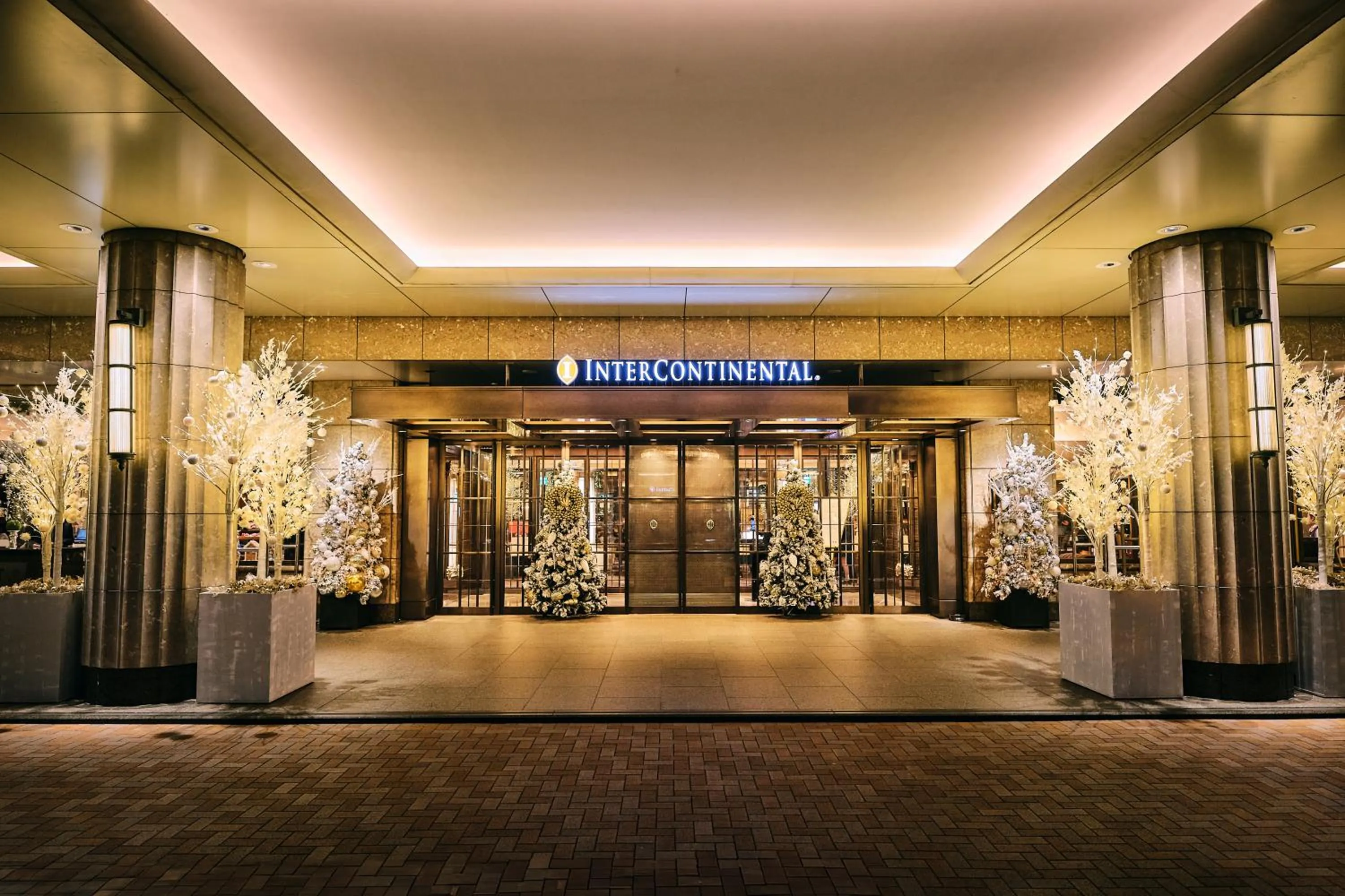 Property building in InterContinental Tokyo Bay by IHG