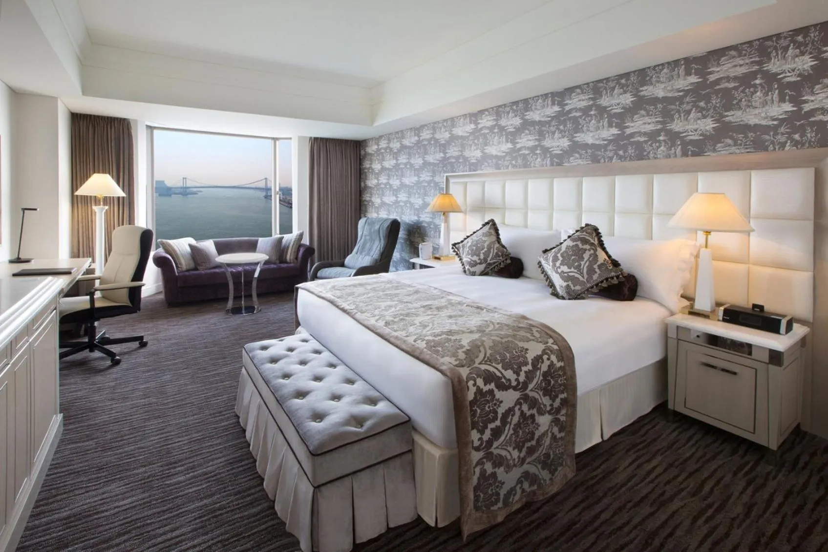 Photo of the whole room, Bed in InterContinental Tokyo Bay by IHG