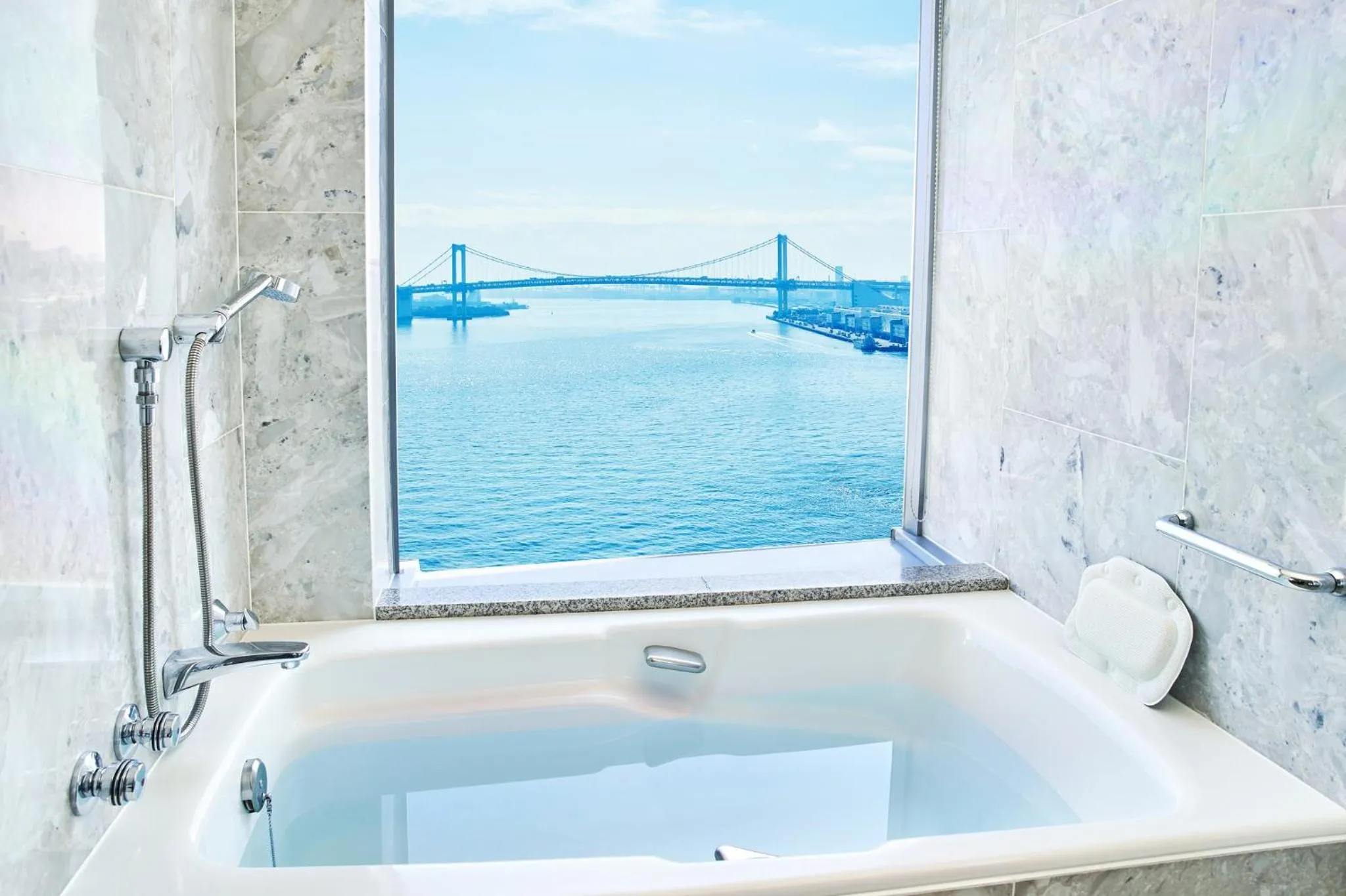 Bathroom in InterContinental Tokyo Bay by IHG