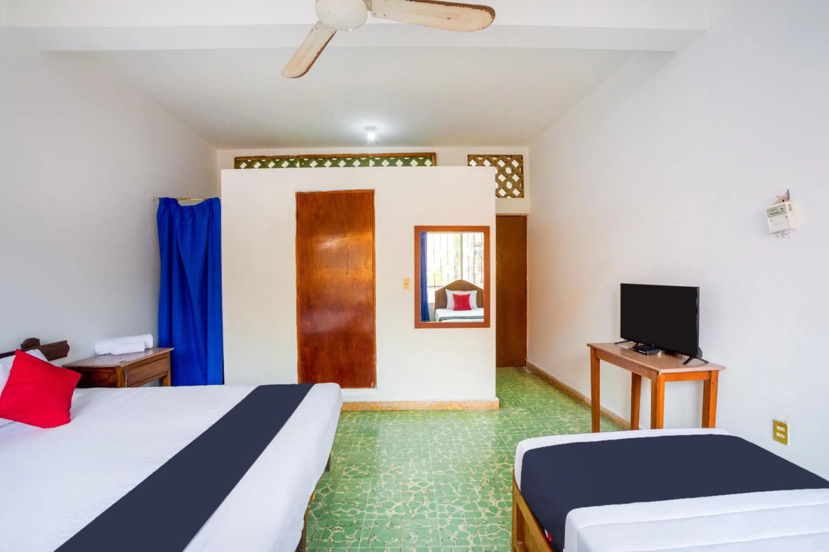 Bedroom, Bed in Hotel Adelita