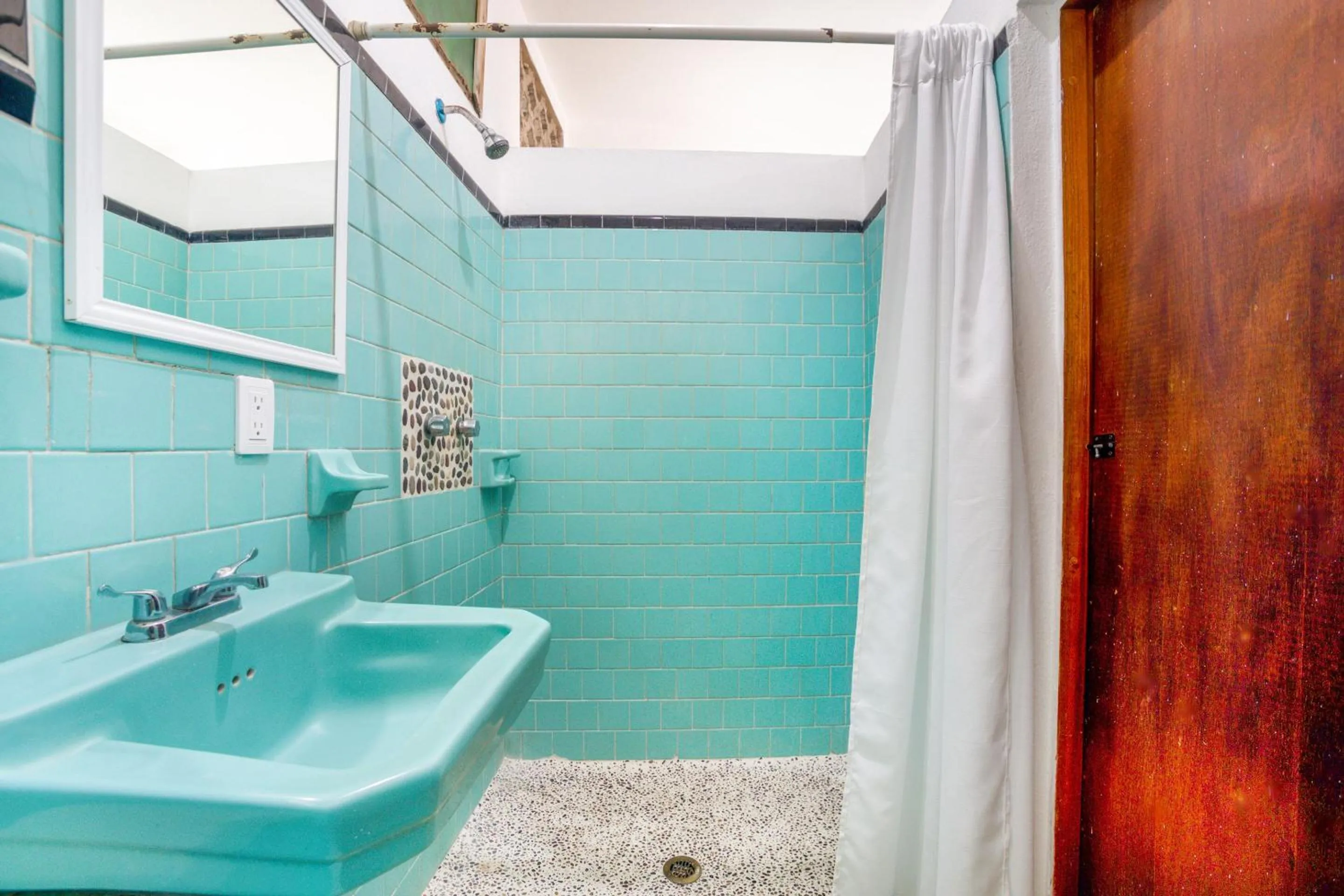 Bathroom in Hotel Adelita