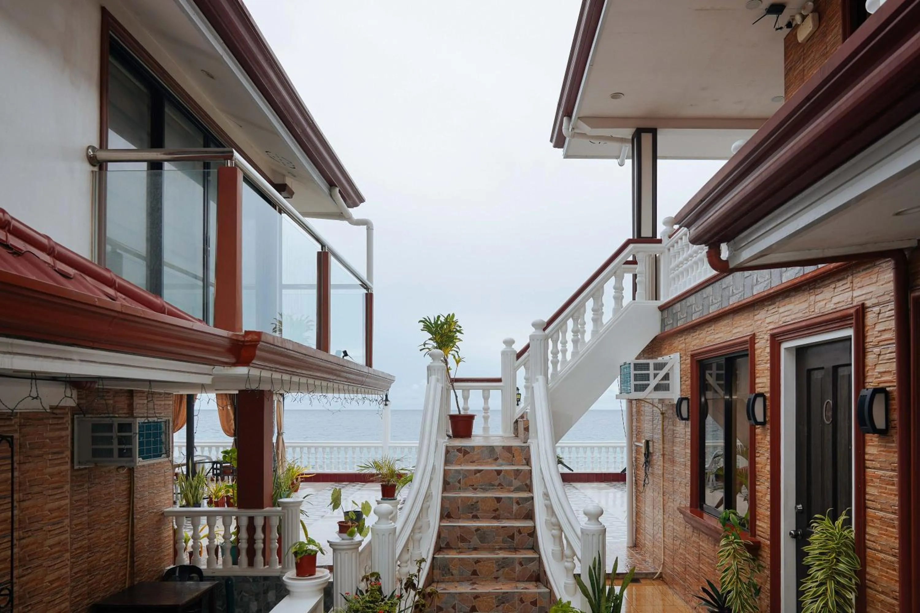 Property building in RedDoorz Plus at Billy's Resort Oslob