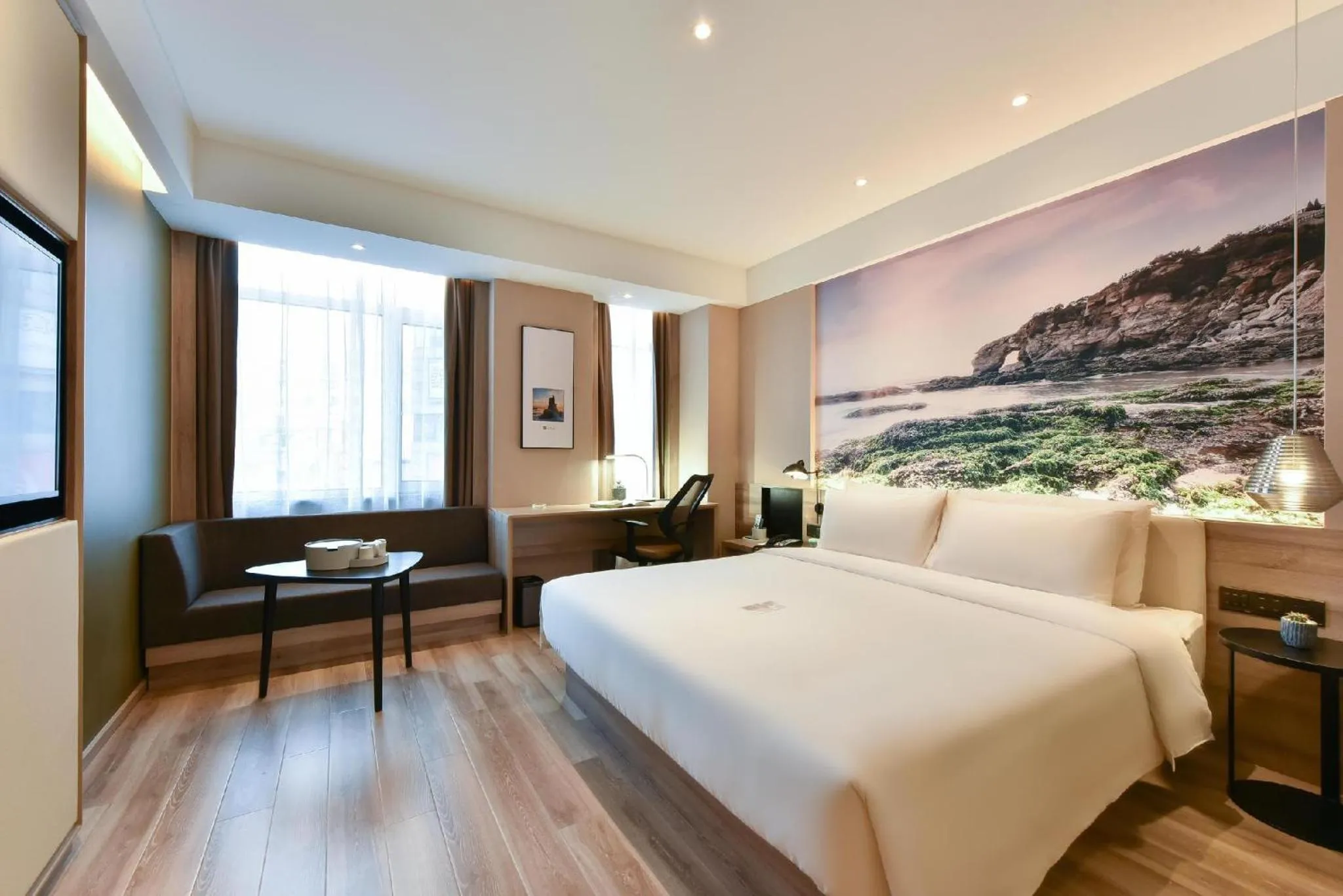 Photo of the whole room, Bed in Atour Hotel Dalian Lvshunkou
