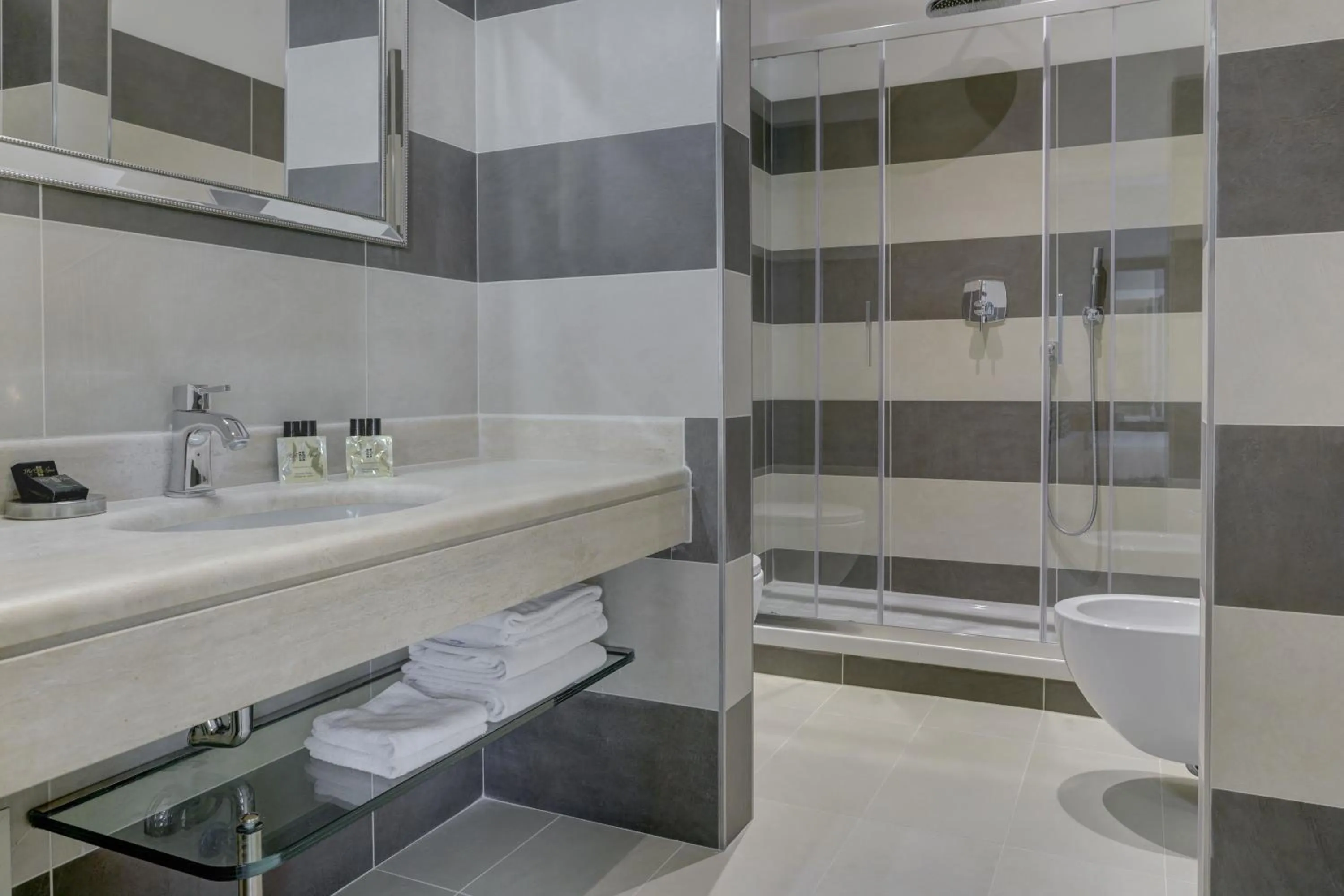 Piazzetta Margutta - My Extra Home