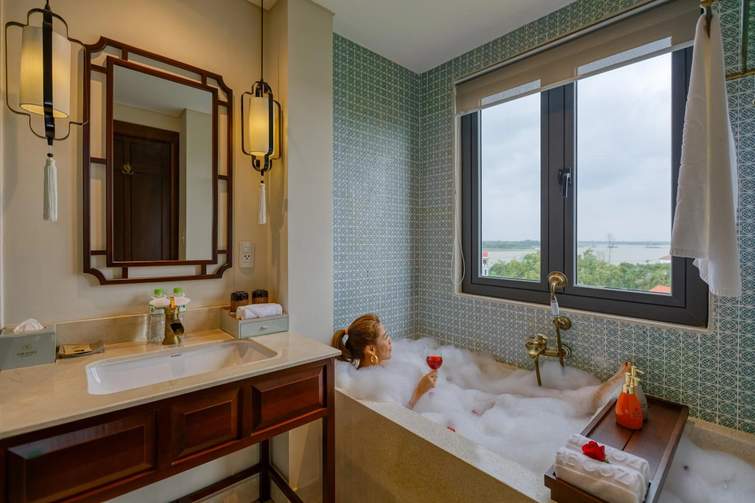 Spring in Cozy Savvy Hoi An - The Quintessence of Exquisite Retreat