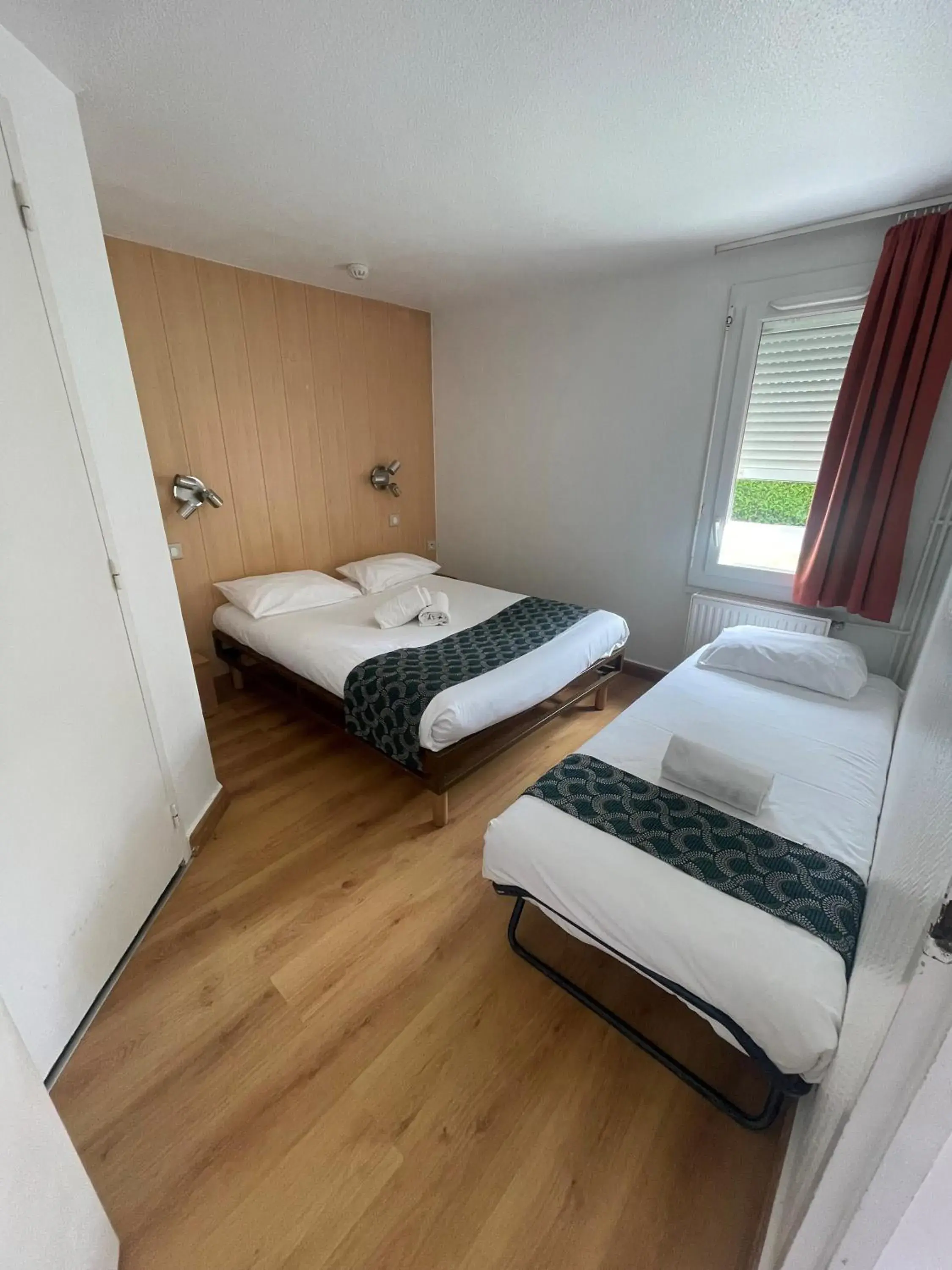 Triple Room in Fasthotel Annecy Triple Room in Fasthotel Annecy