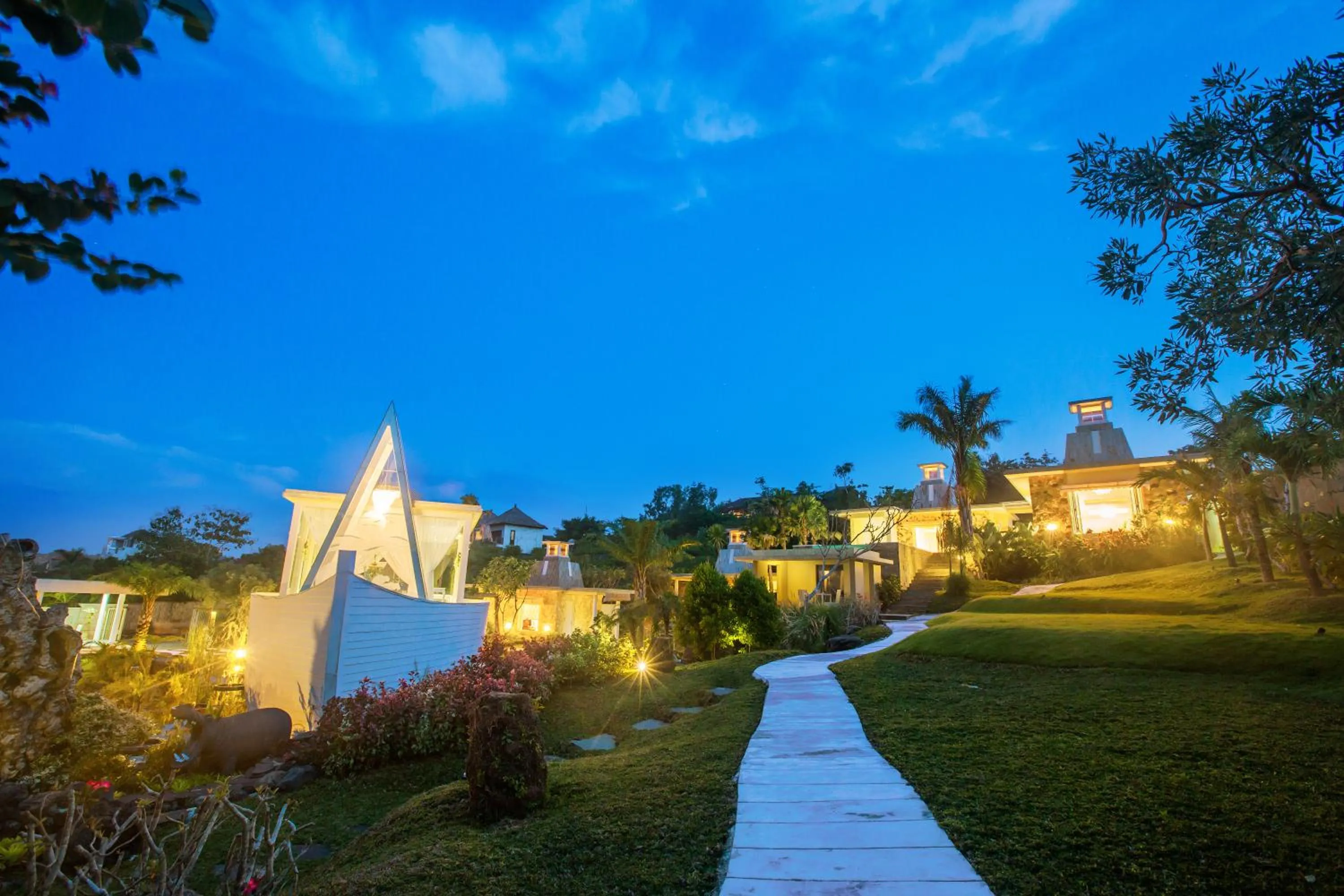 Garden in Noah Villa and Chapel