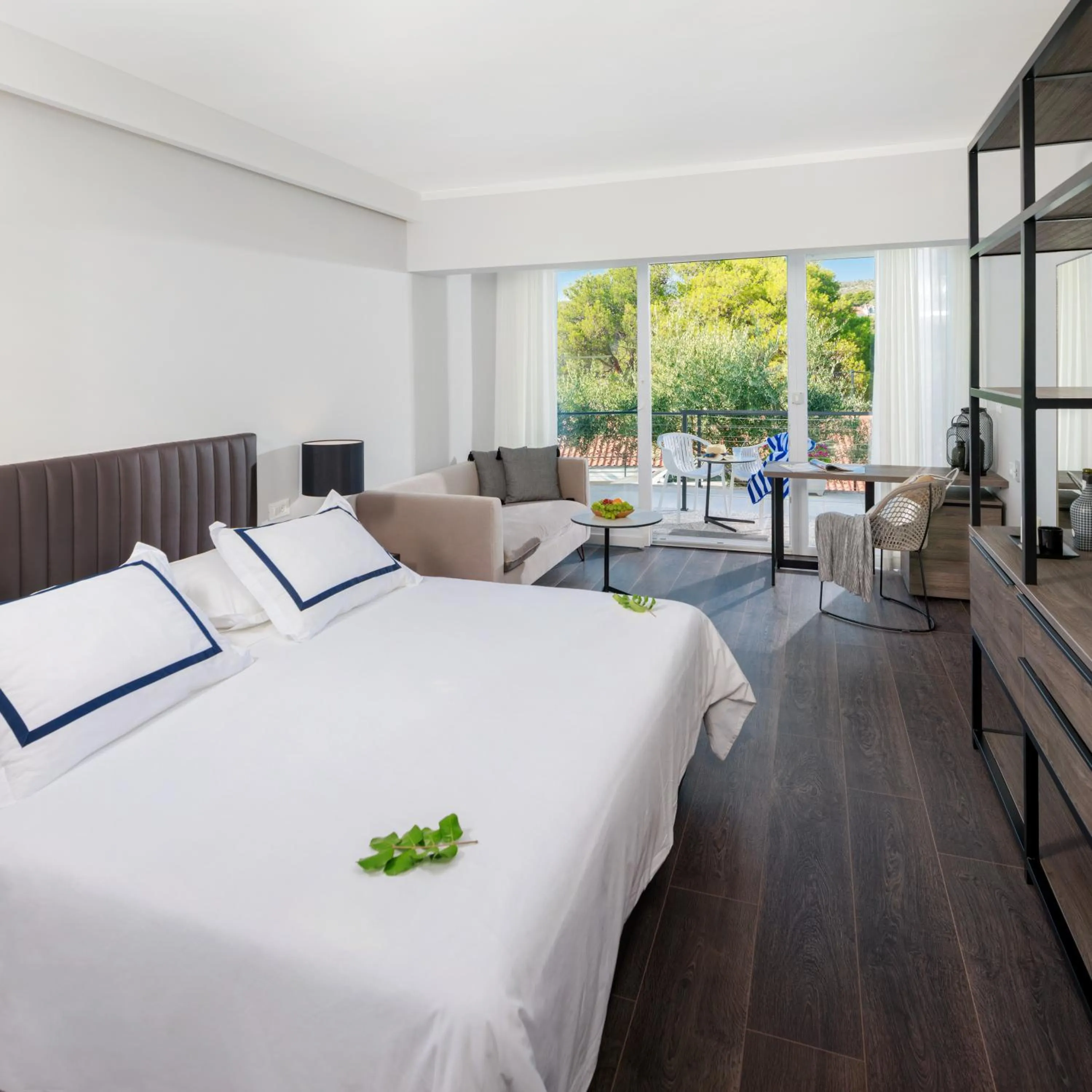 Photo of the whole room, Bed in Hotel Milna Osam - Adults Only